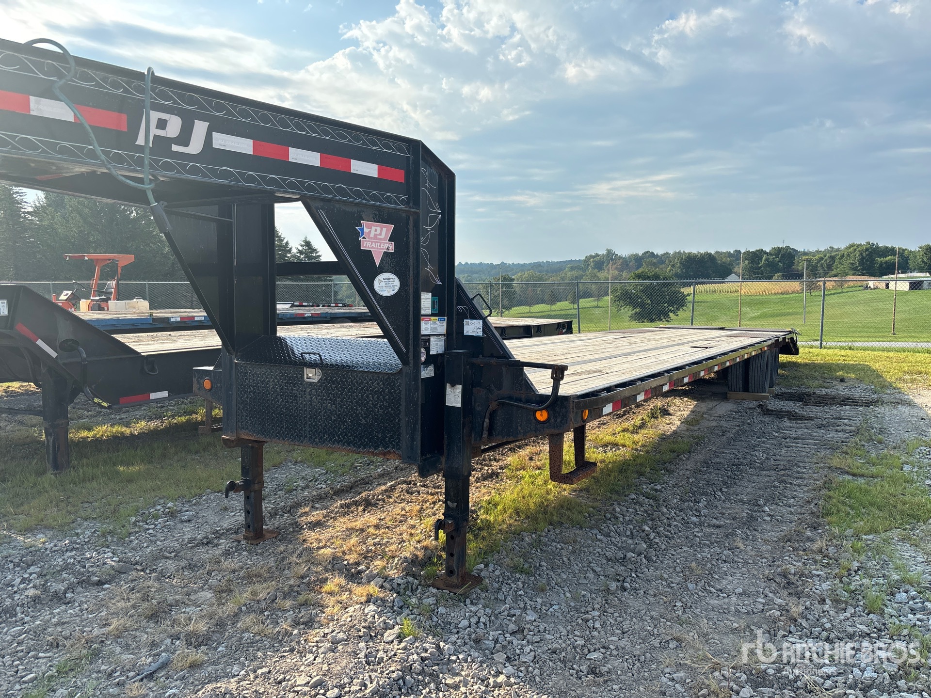 2020 Pj Trailers 40 FT T/A GOOSENECK