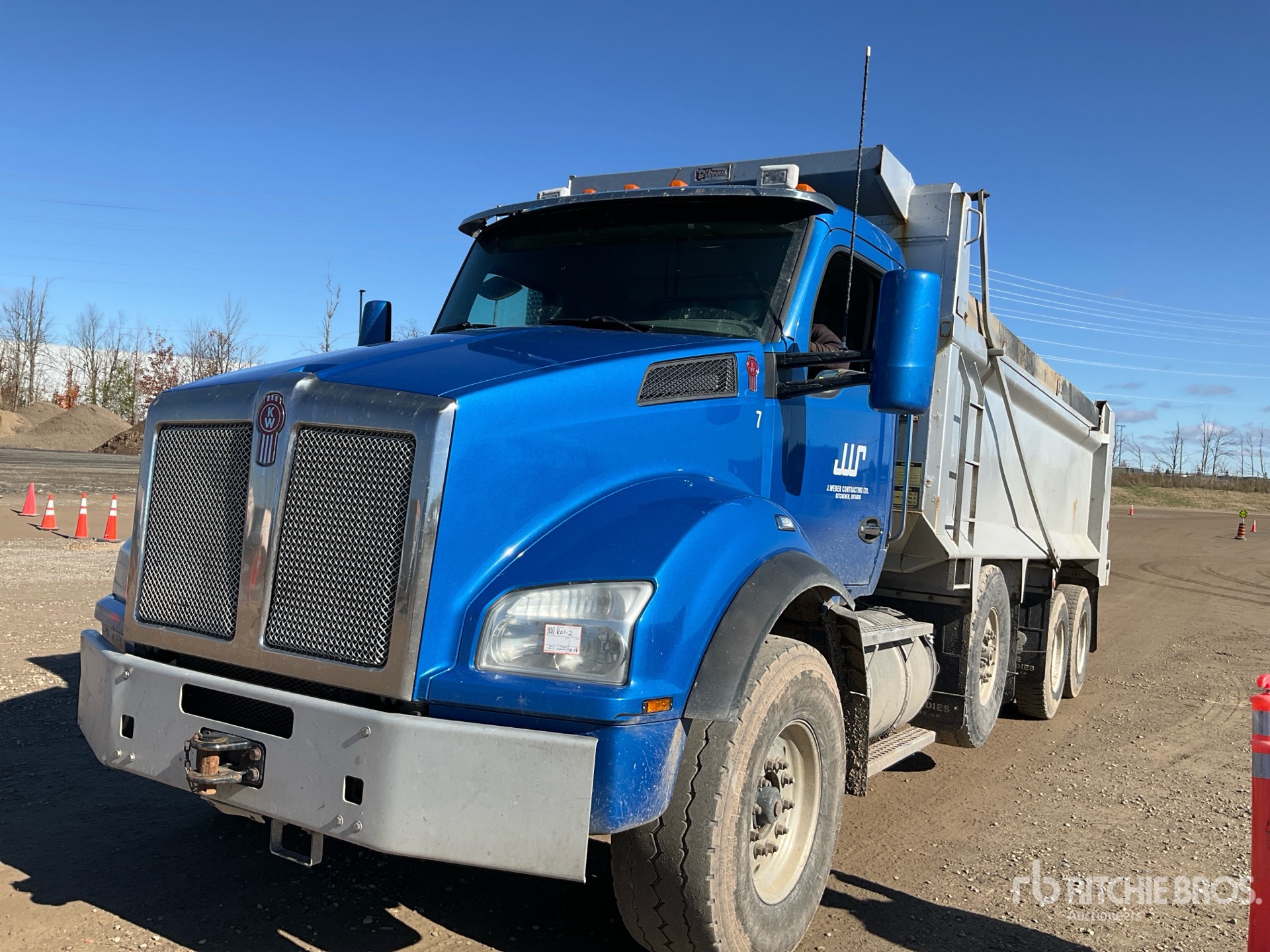 Photo of 2018 Kenworth T880