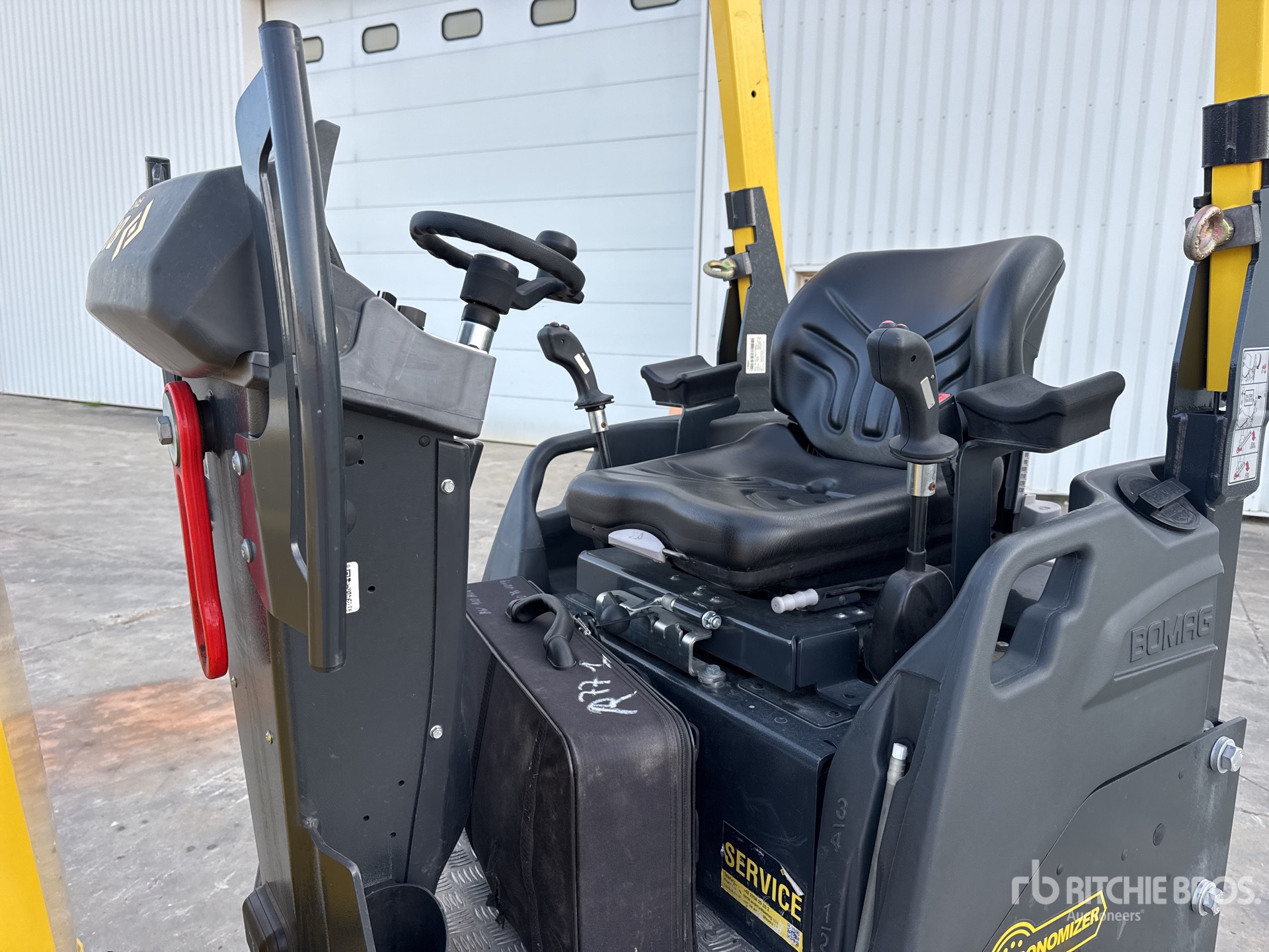 2024 Bomag BW100ADE-5