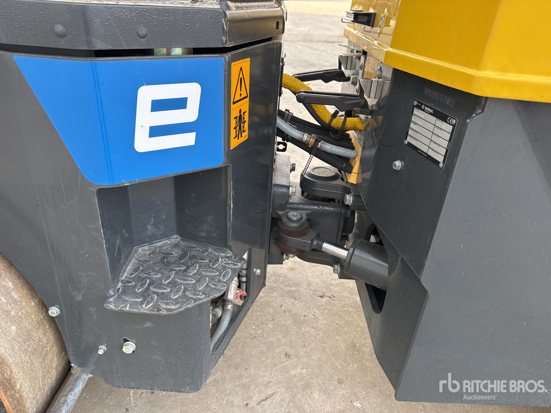 2023 Bomag BW120ADE-5