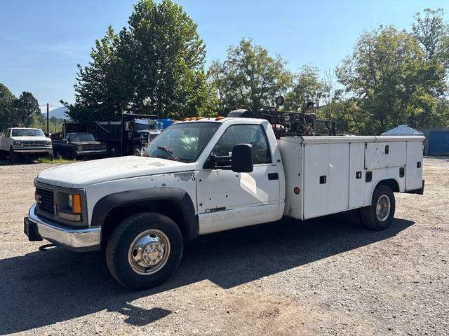 1997 GMC 3500 4x4 Utility Truck 1997 GMC 3500 4x4 Utility Truck