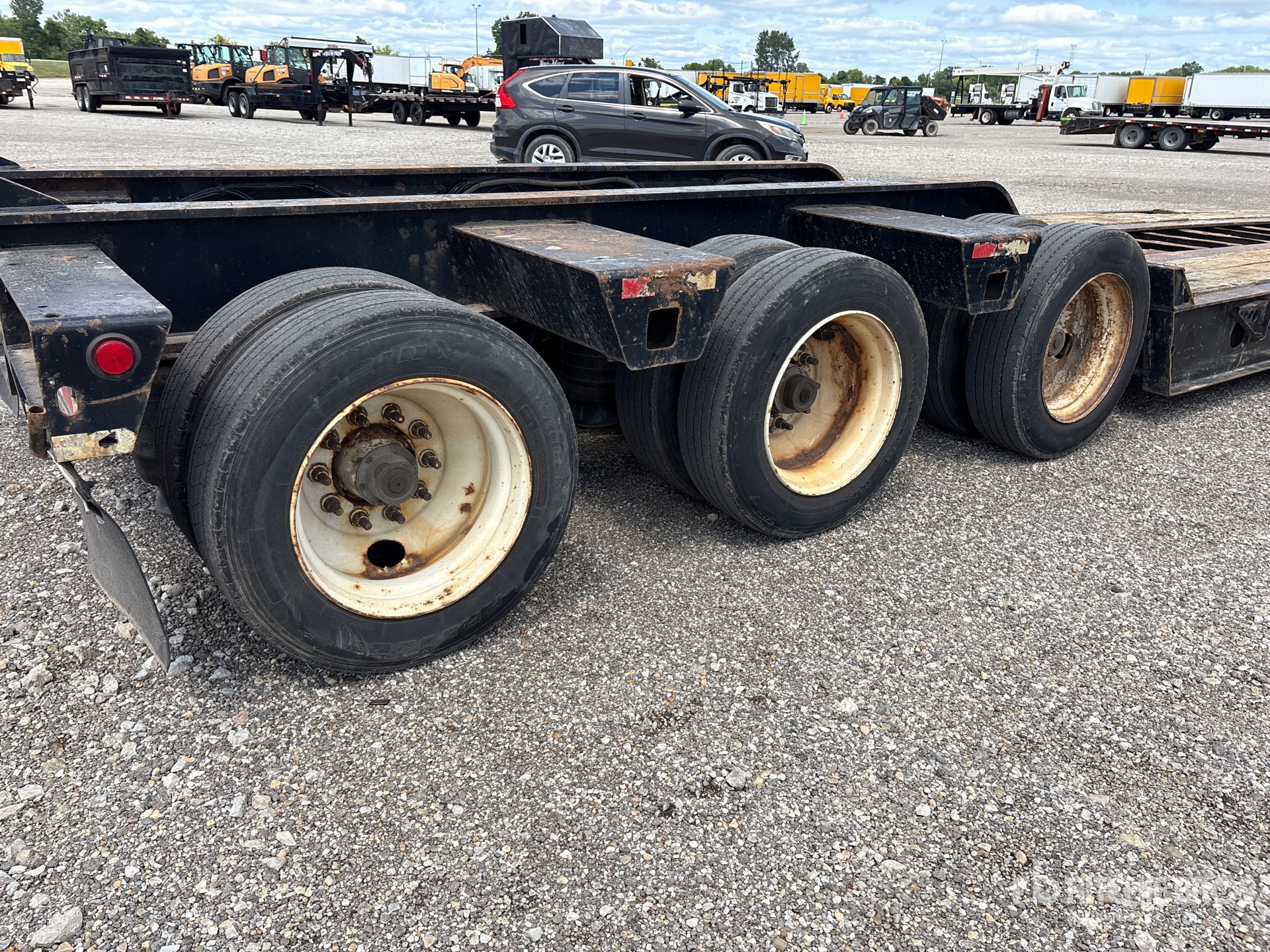 2006 Etnyre TRI/A REMOVABLE GOOSENECK