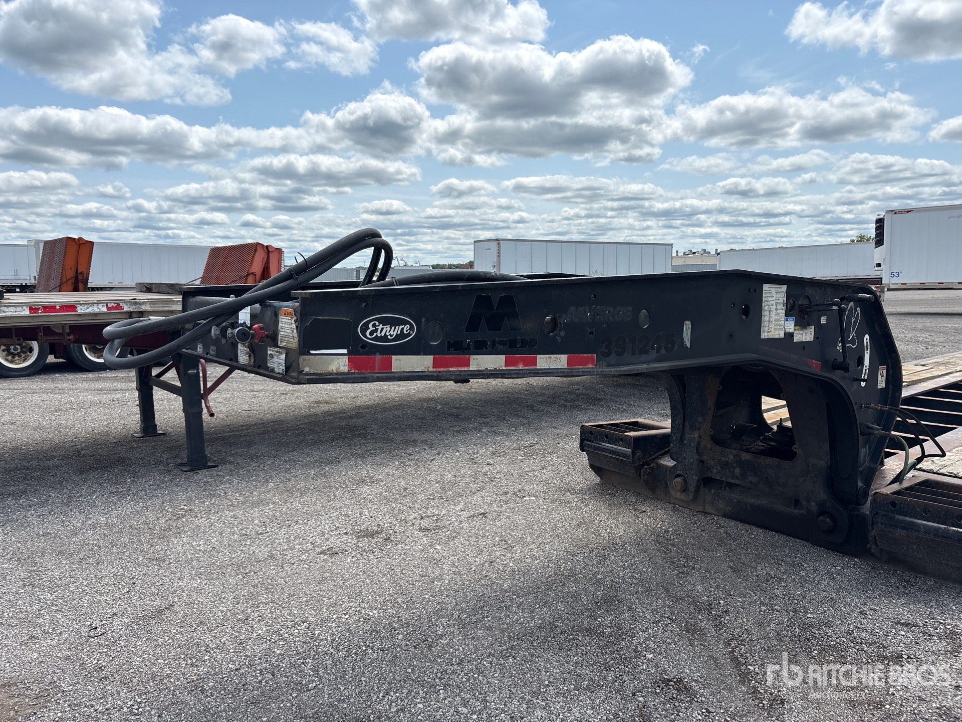 2006 Etnyre TRI/A REMOVABLE GOOSENECK