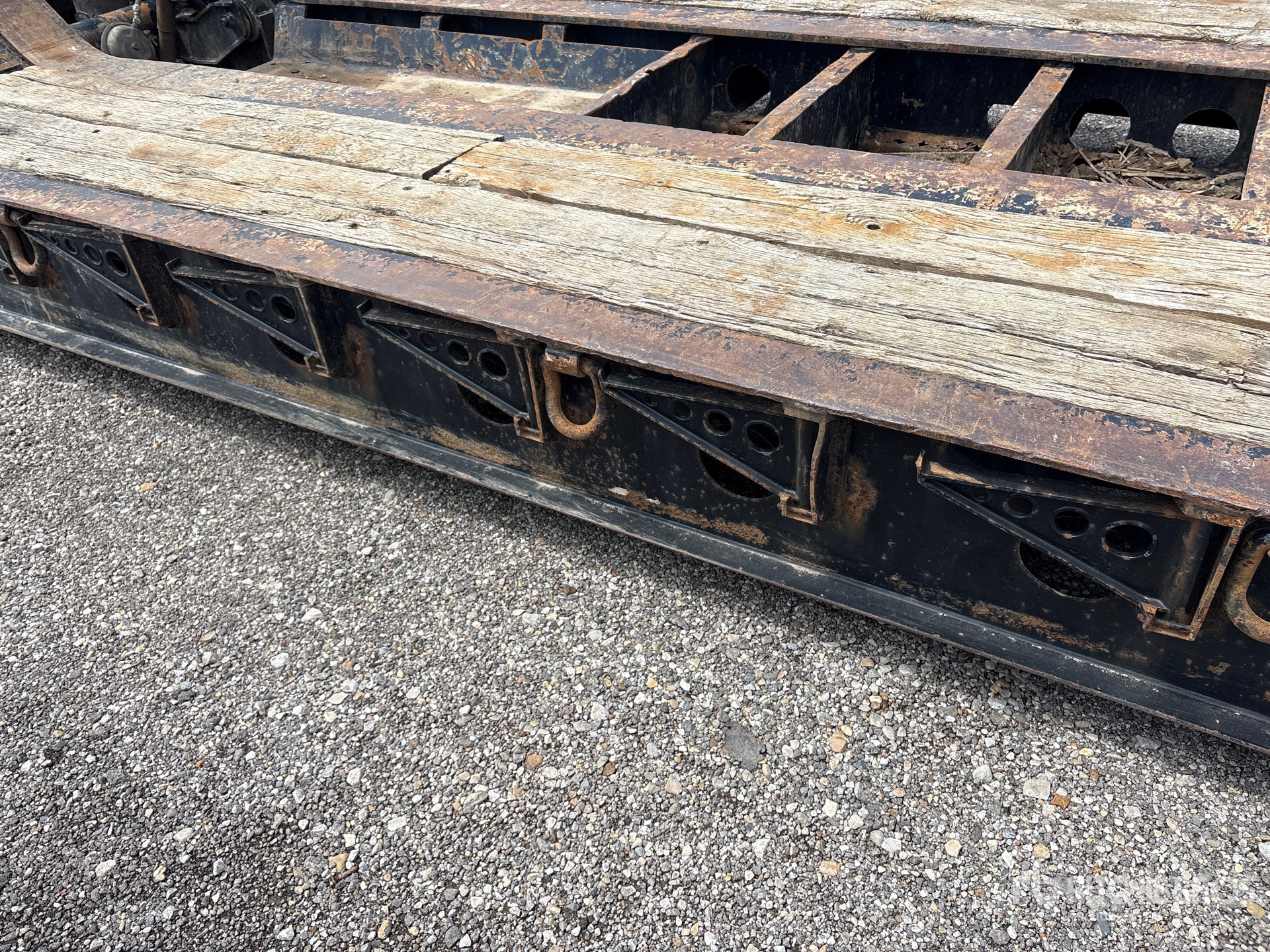 2006 Etnyre TRI/A REMOVABLE GOOSENECK