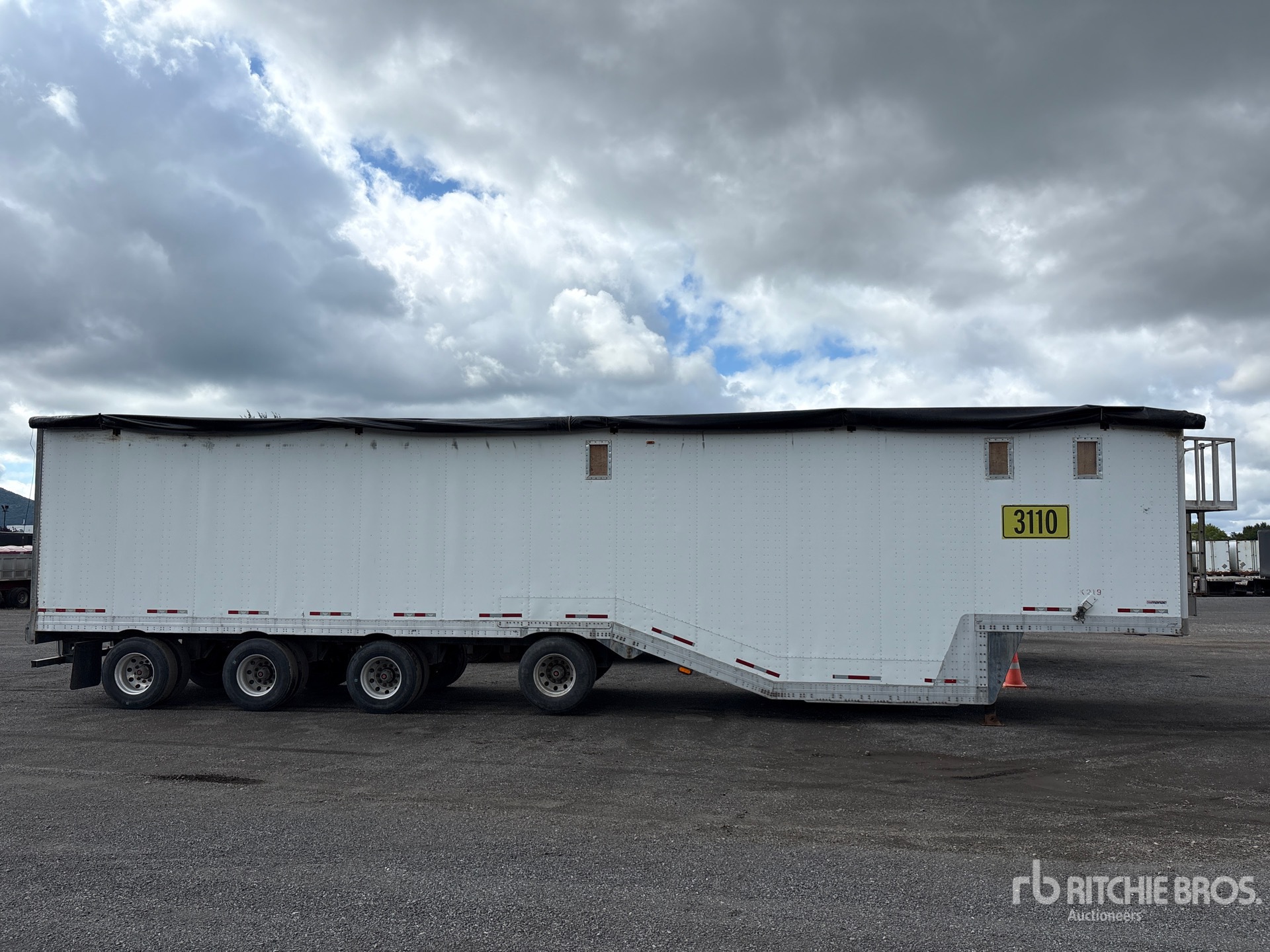 2017 Manac 53 ft x 102 in Quad/A