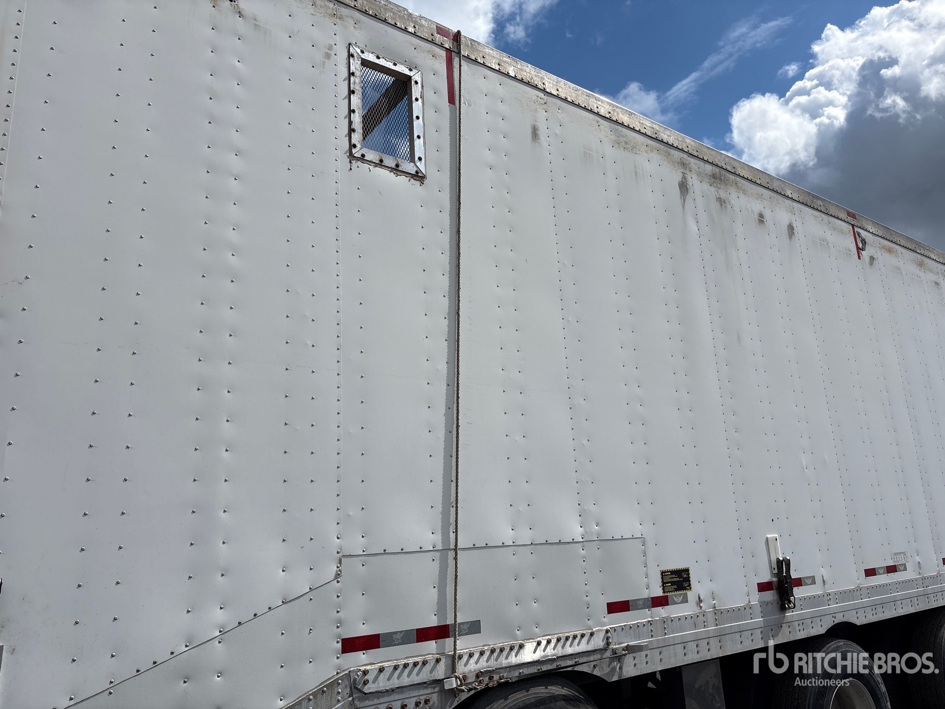 2017 Manac 53 ft x 102 in Quad/A