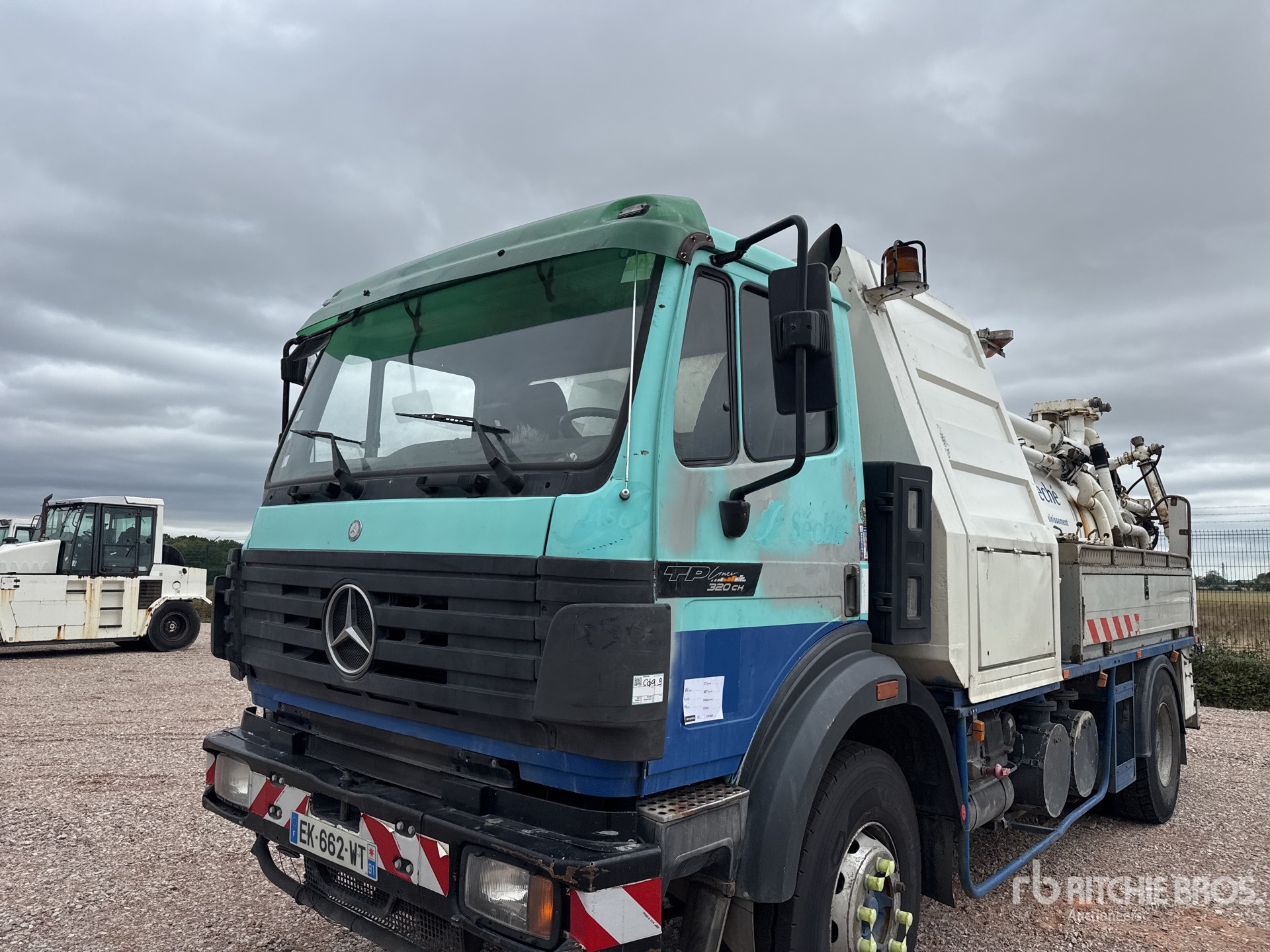 1998 Mercedes-Benz TP LINER 320CH