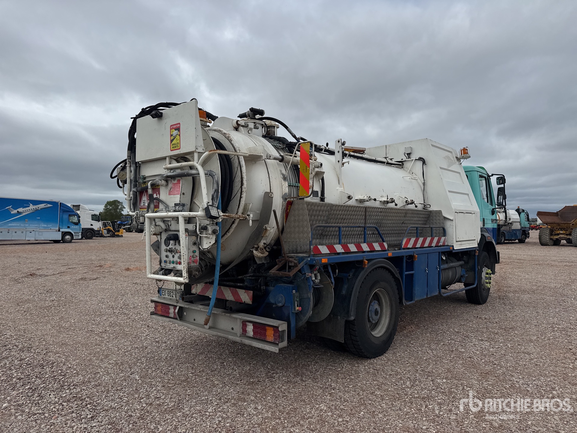 1998 Mercedes-Benz TP LINER 320CH