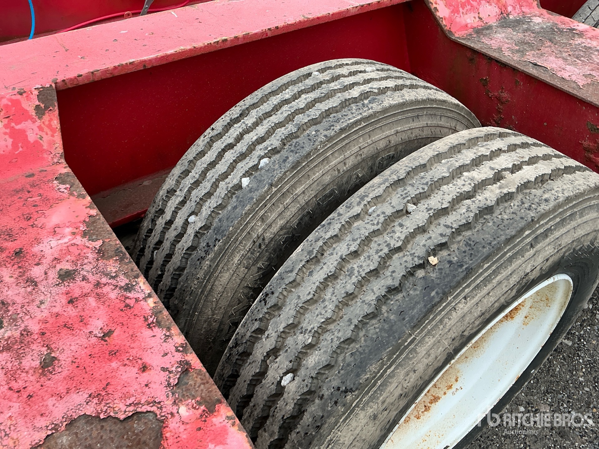 2010 Talbert T(4)DW-55SA-HRG