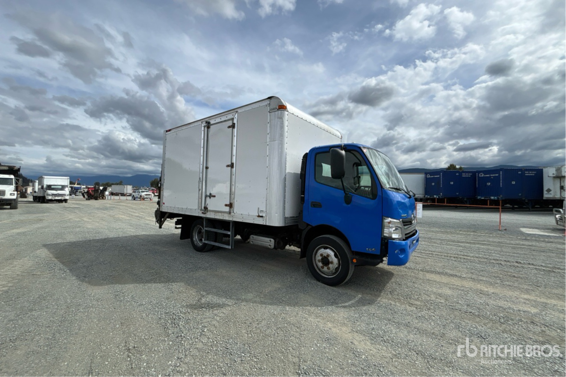 2018 Hino 165