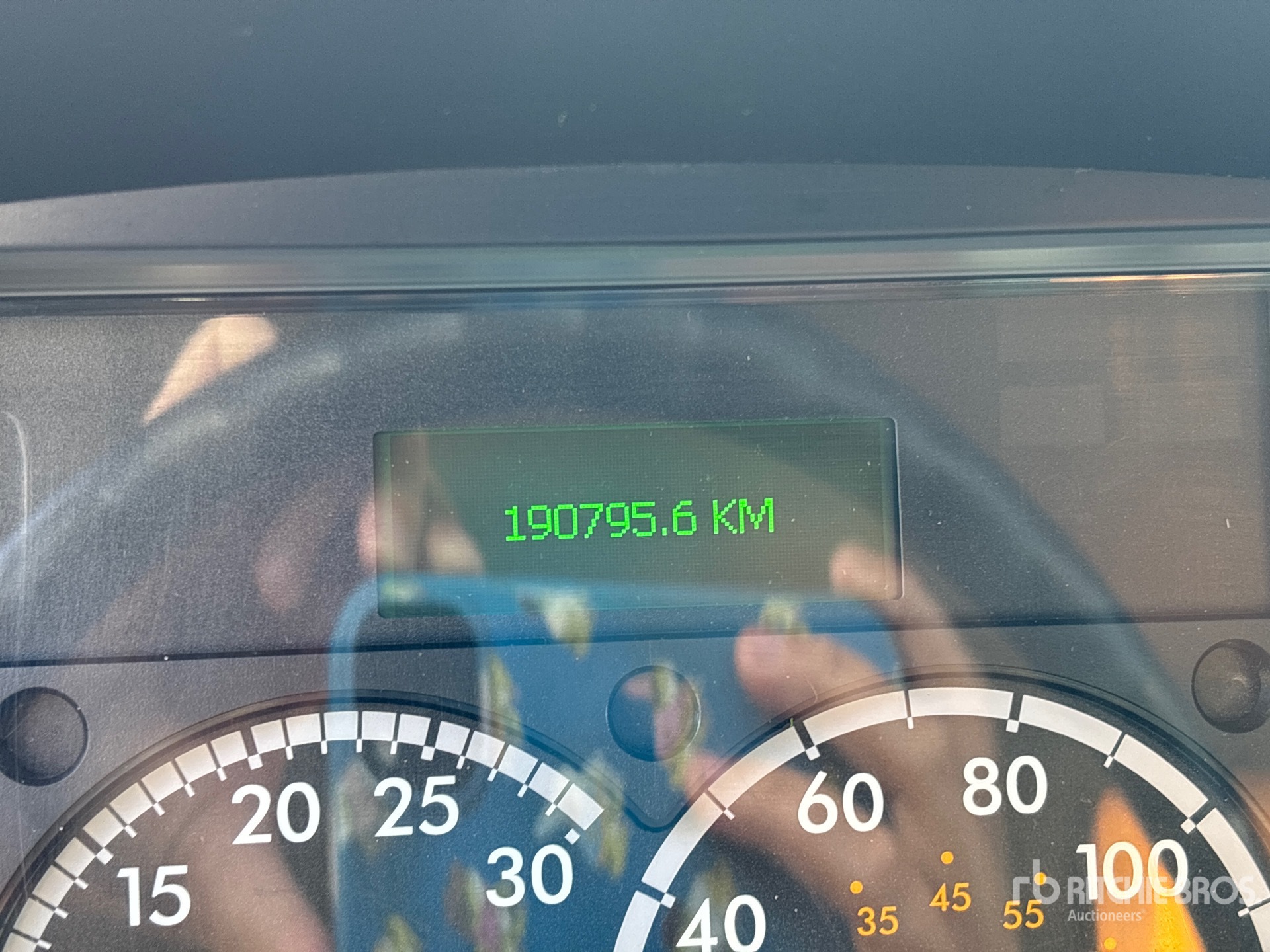 2020 Freightliner M2 106