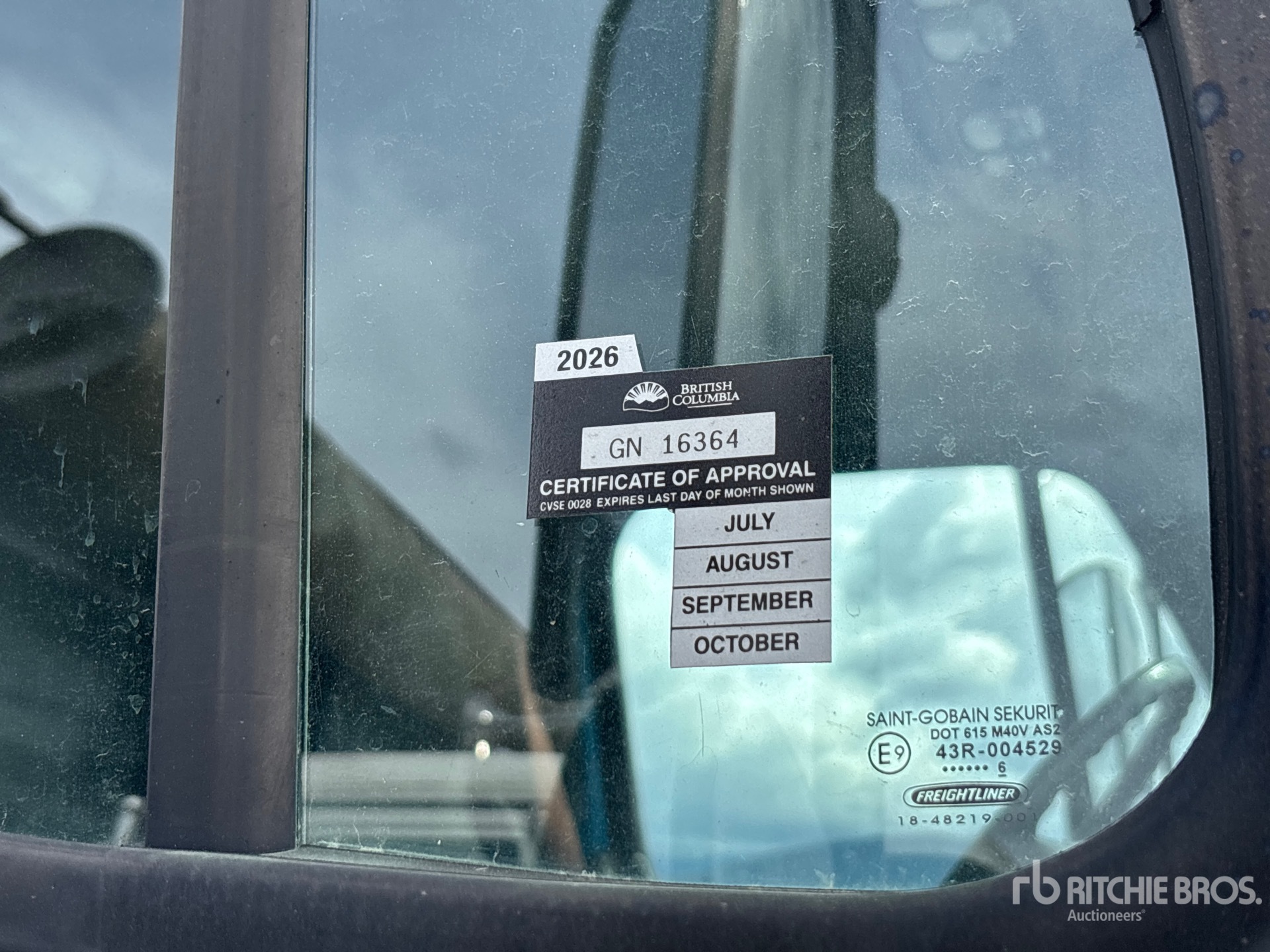 2017 Freightliner M2 106
