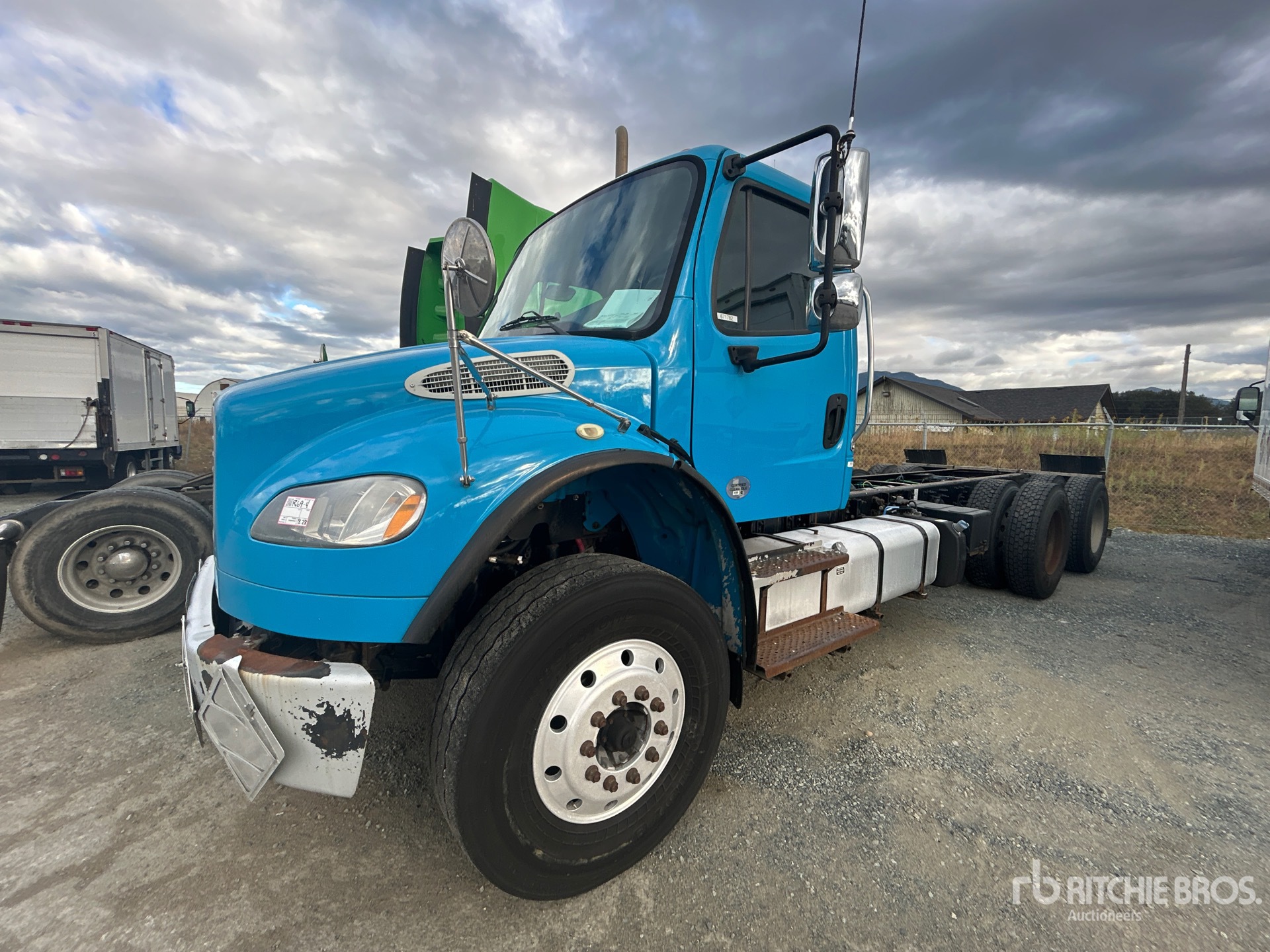 2017 Freightliner M2 106