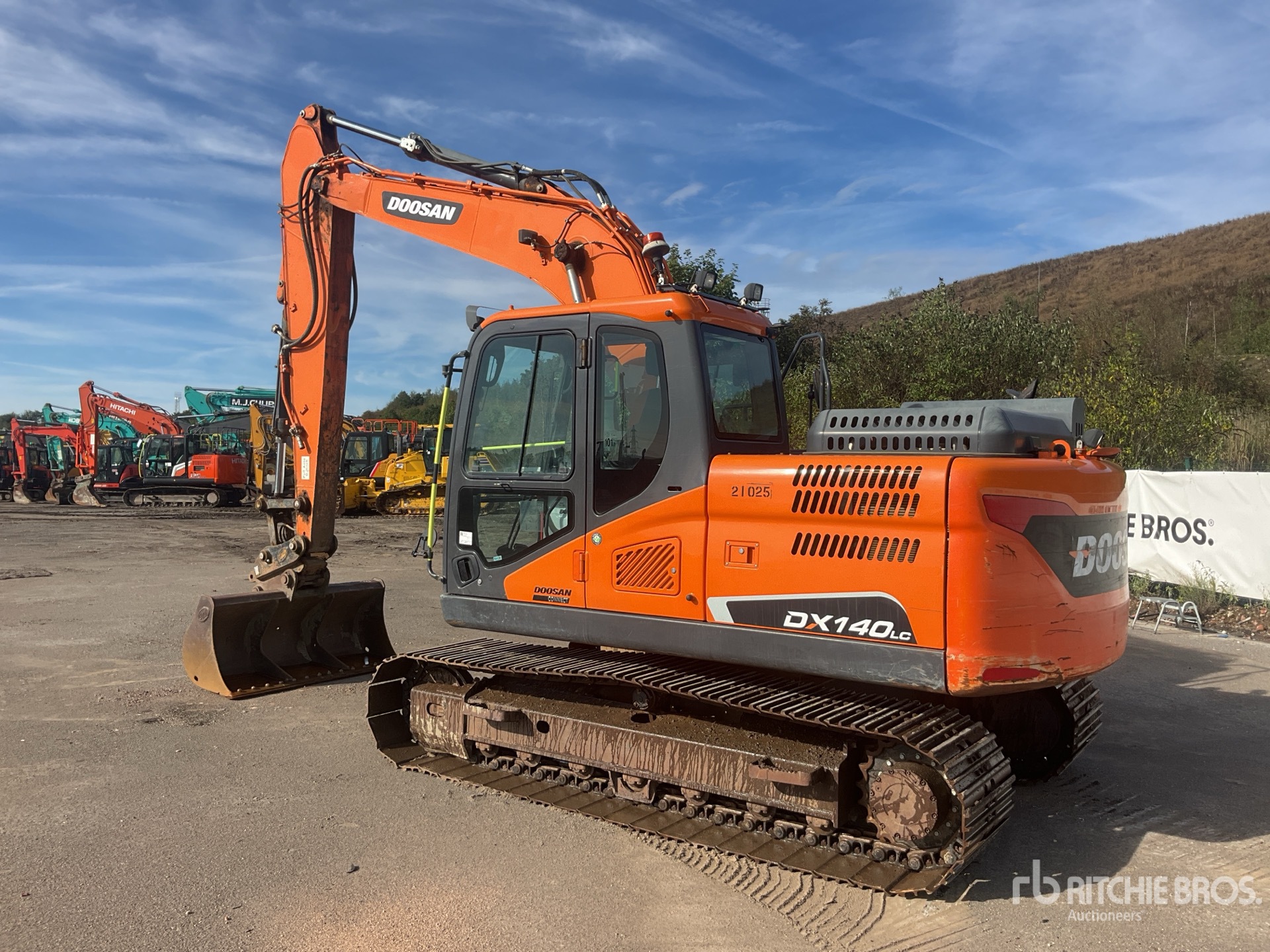2021 Doosan DX140LC-5