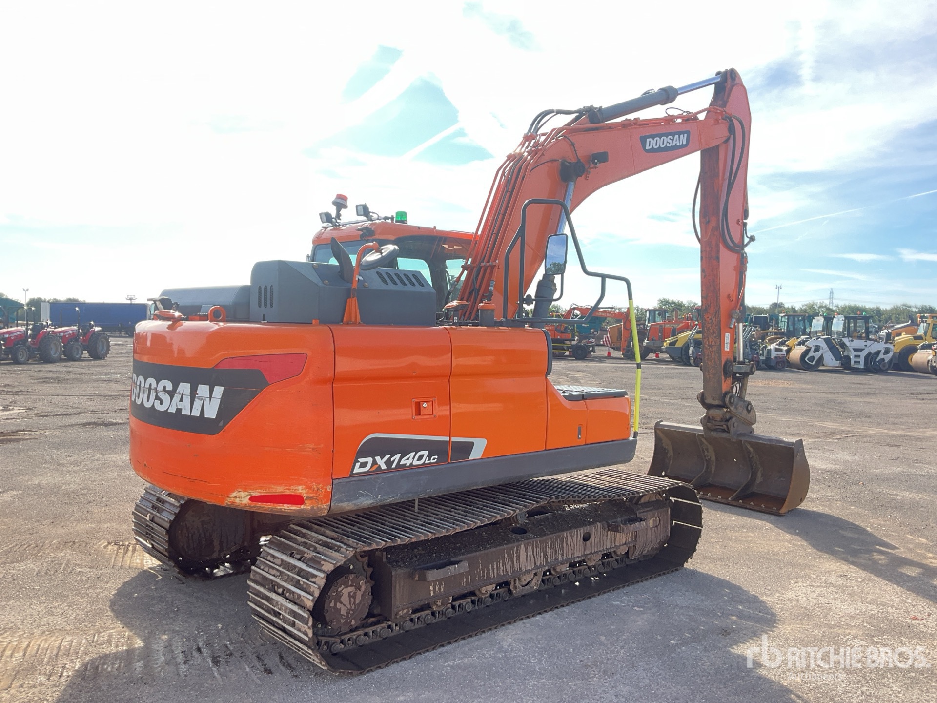 2021 Doosan DX140LC-5