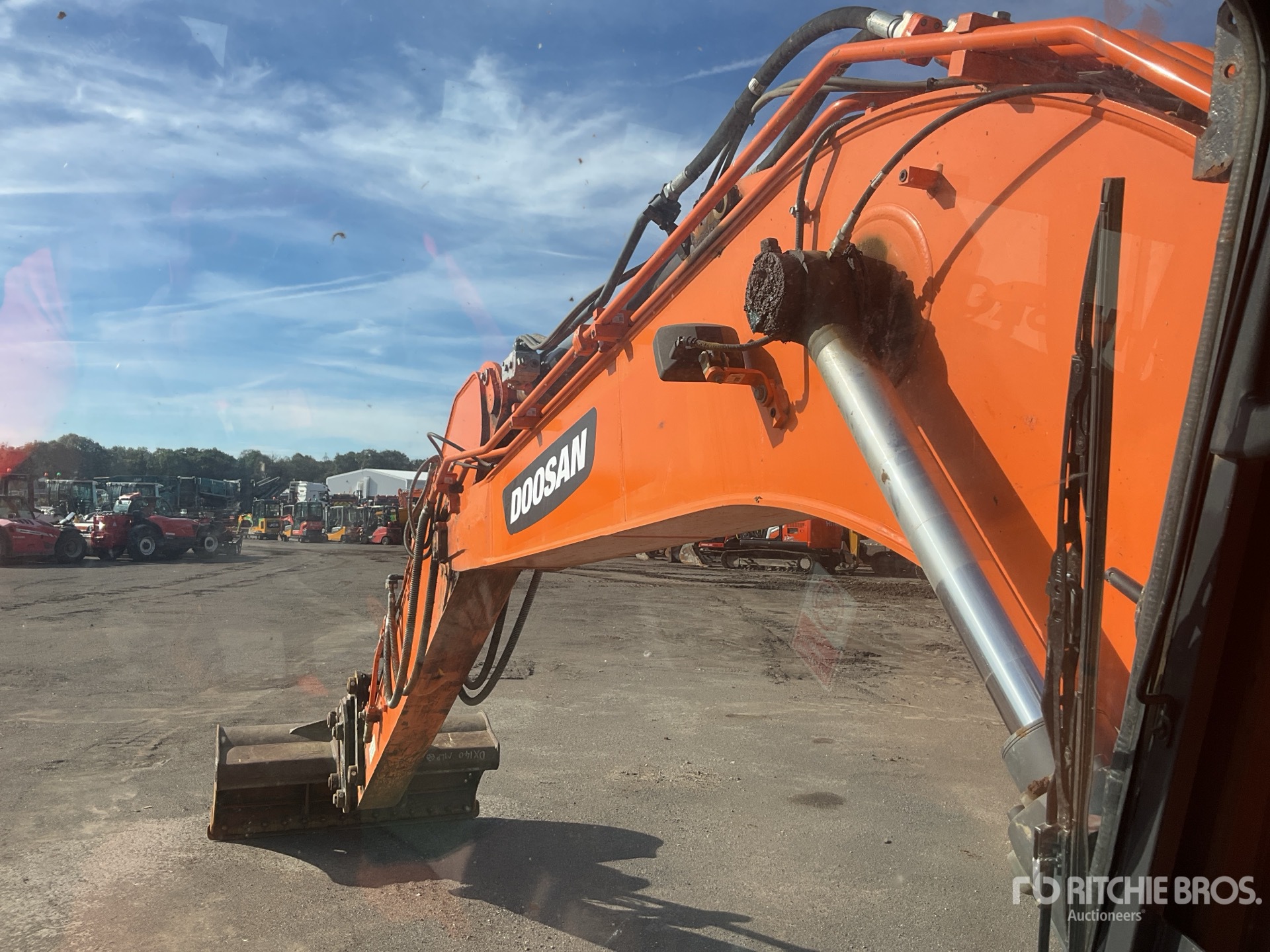 2021 Doosan DX140LC-5