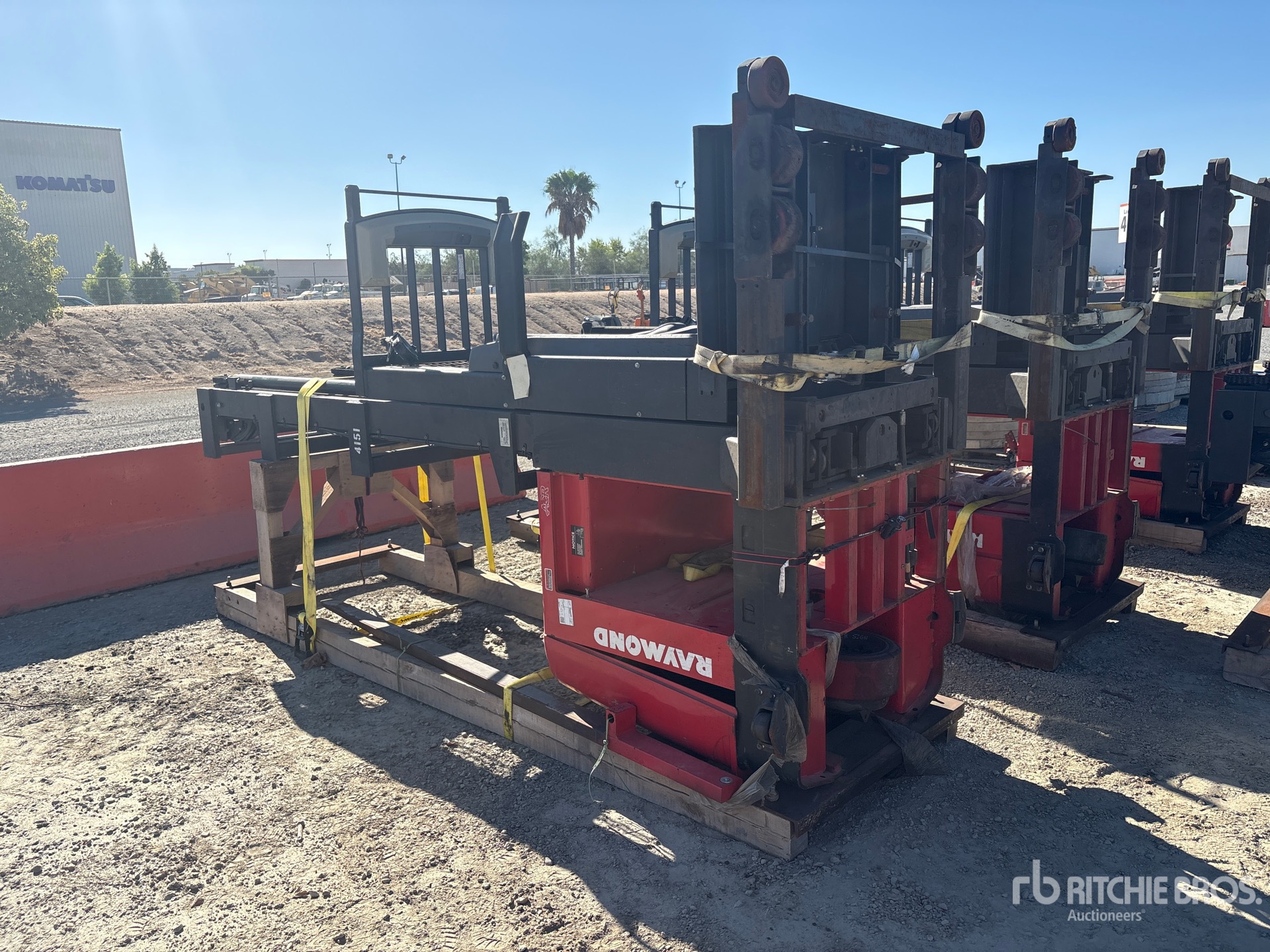 Photo of 2016 Raymond 560-OPC30TT