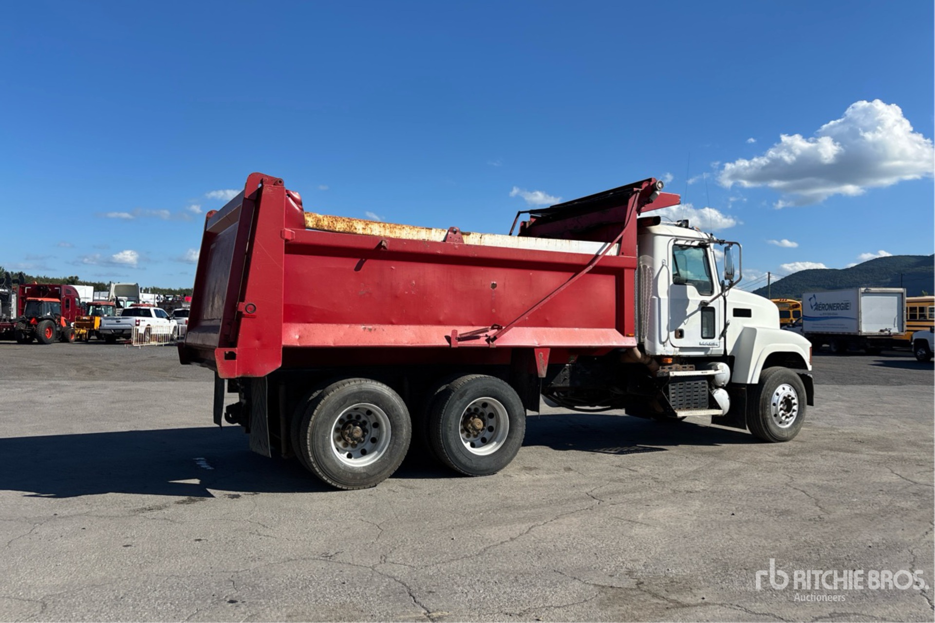 2008 Mack CHU613