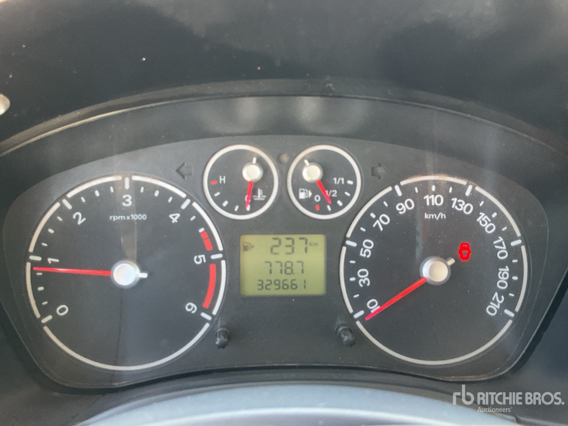 2011 Ford TRANSIT CONNECT