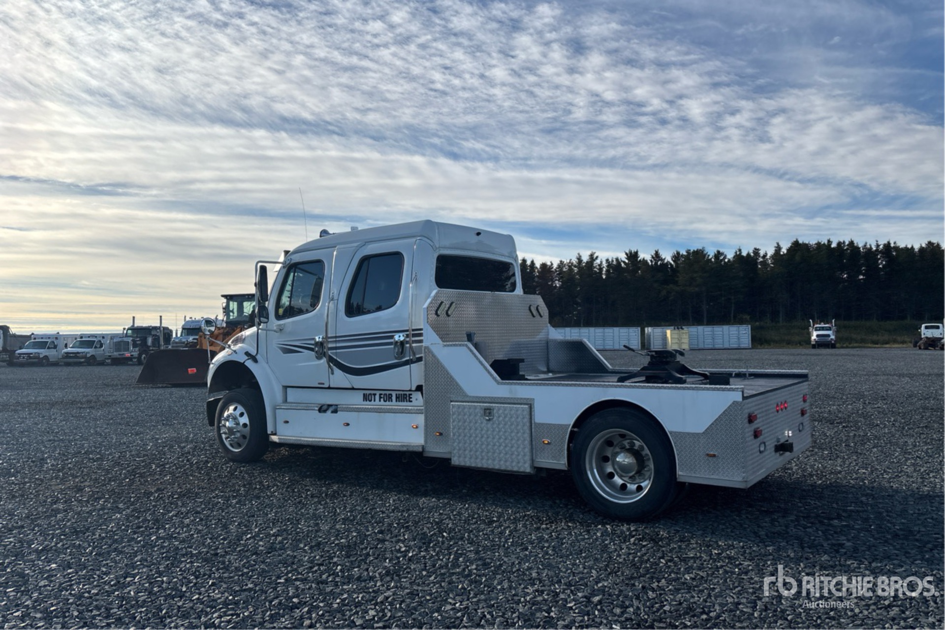 2013 Freightliner M2 106