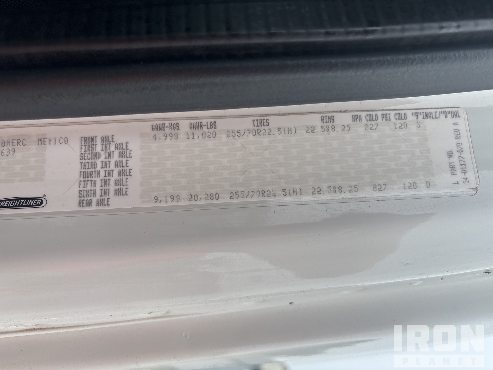 2013 Freightliner M2 106