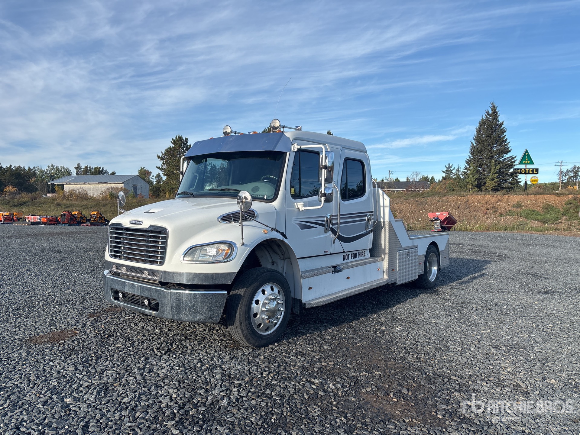 2013 Freightliner M2 106