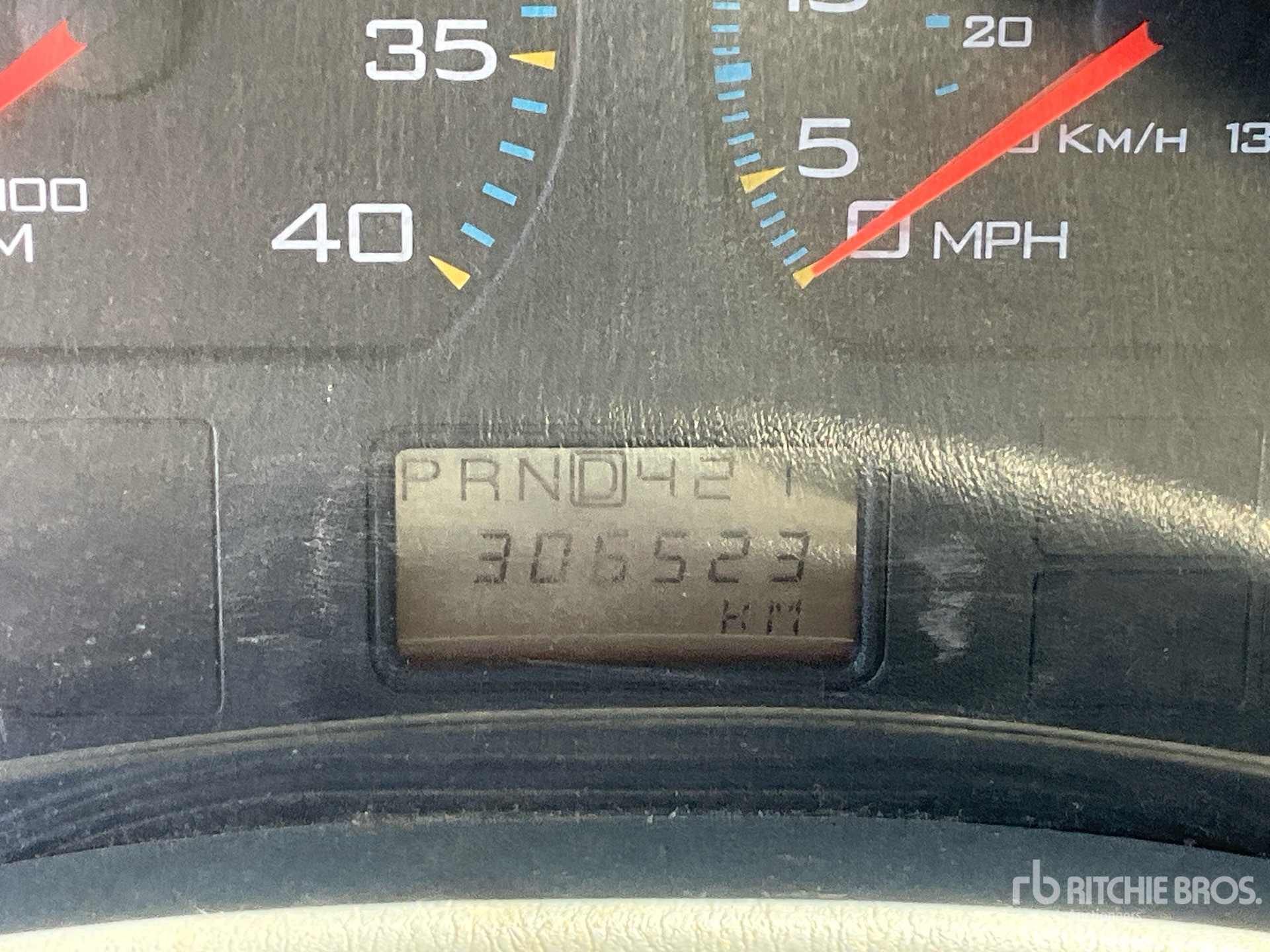 2004 International 4200 SBA