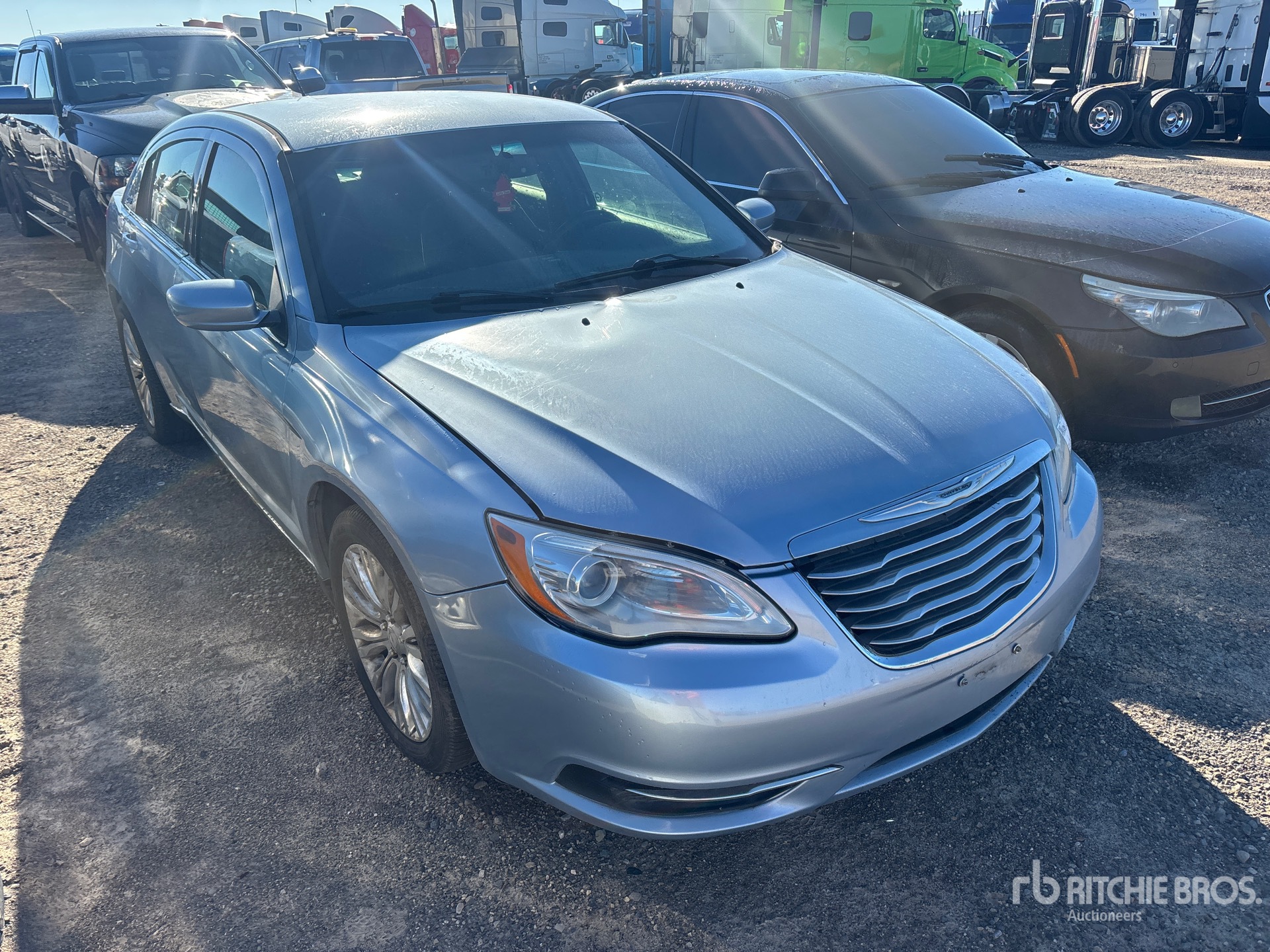 General Appearance with Picture, Right Front Corner