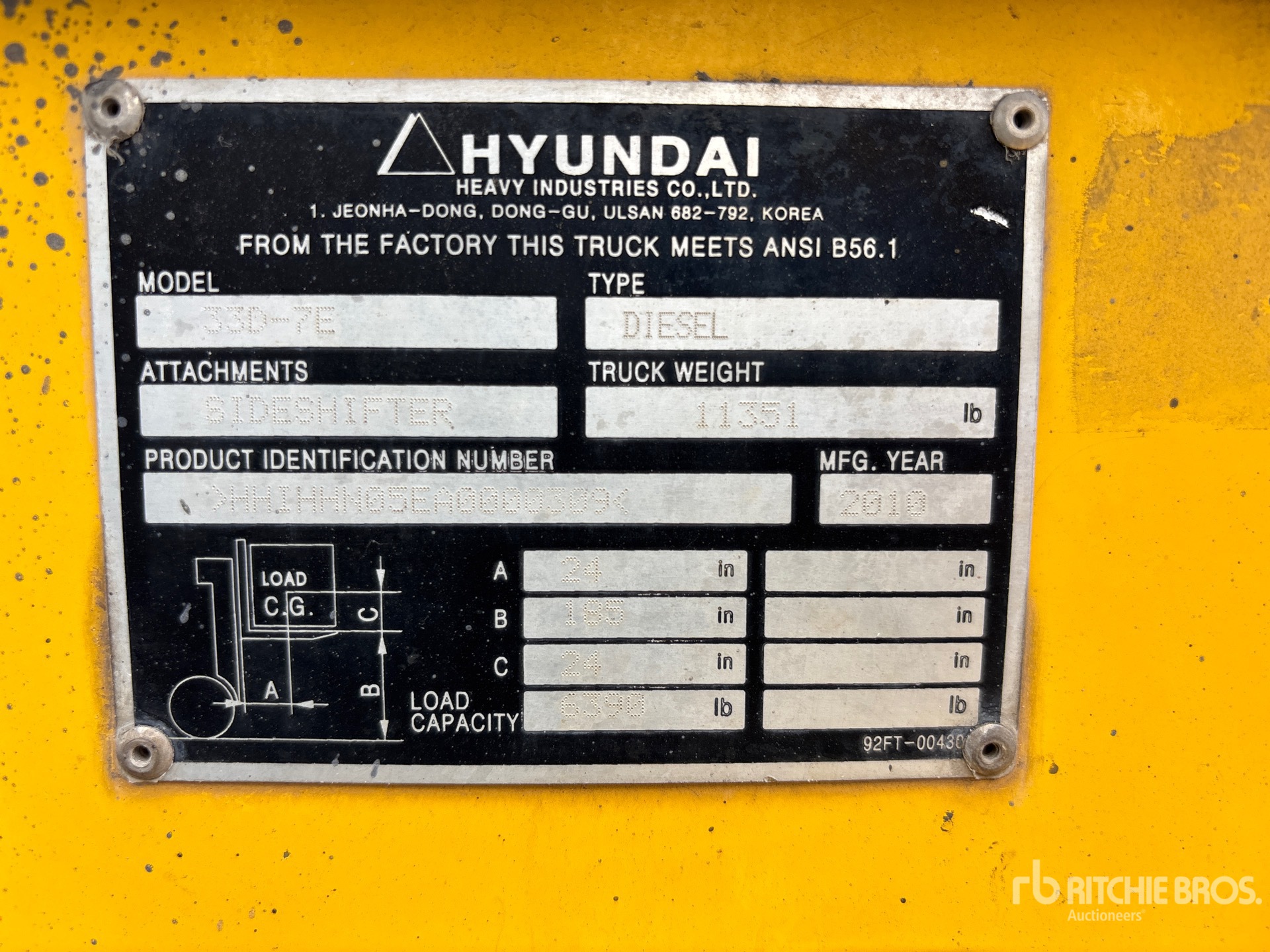 2010 Hyundai 33D-7E