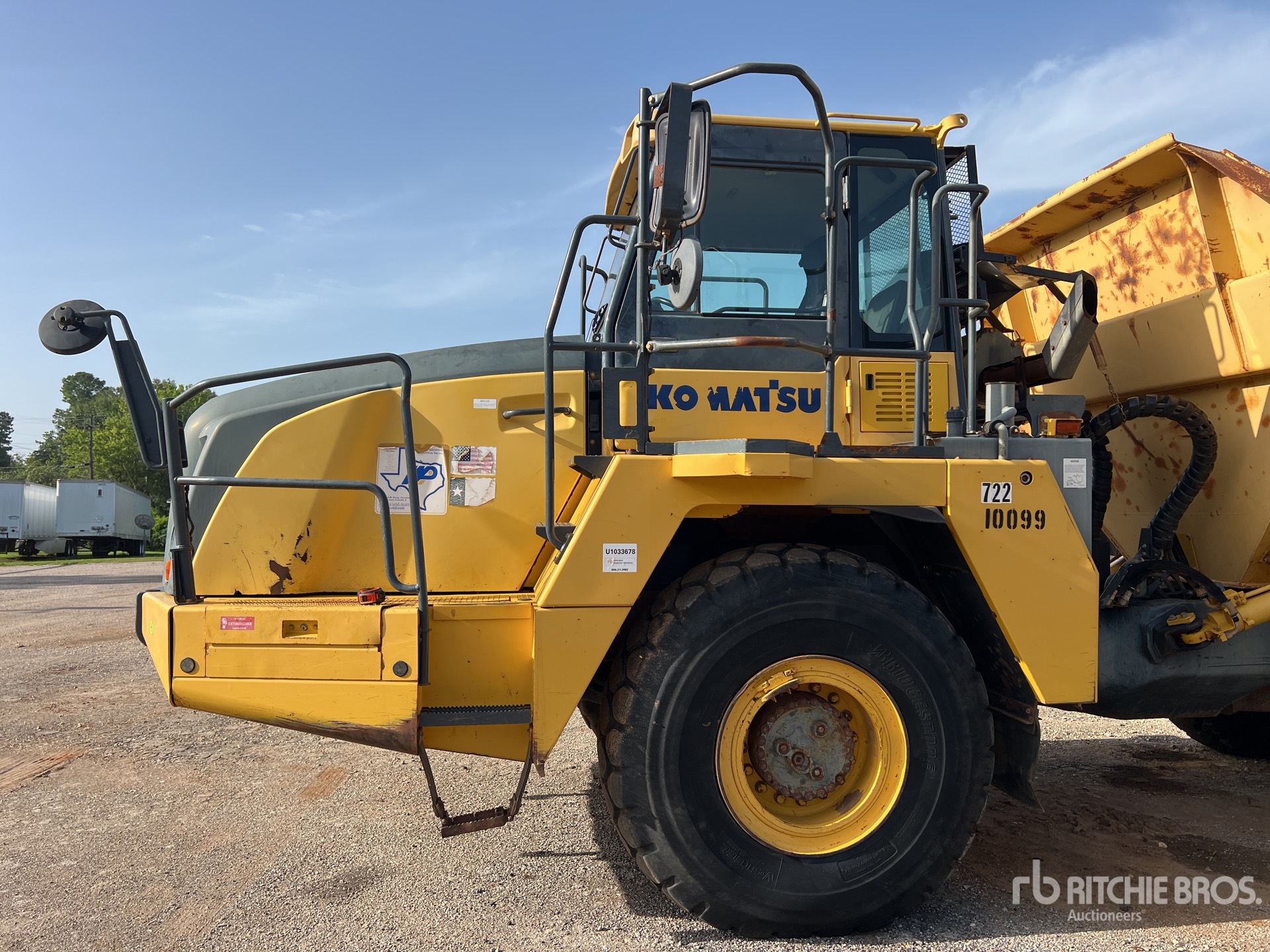 2015 Komatsu HM300-5