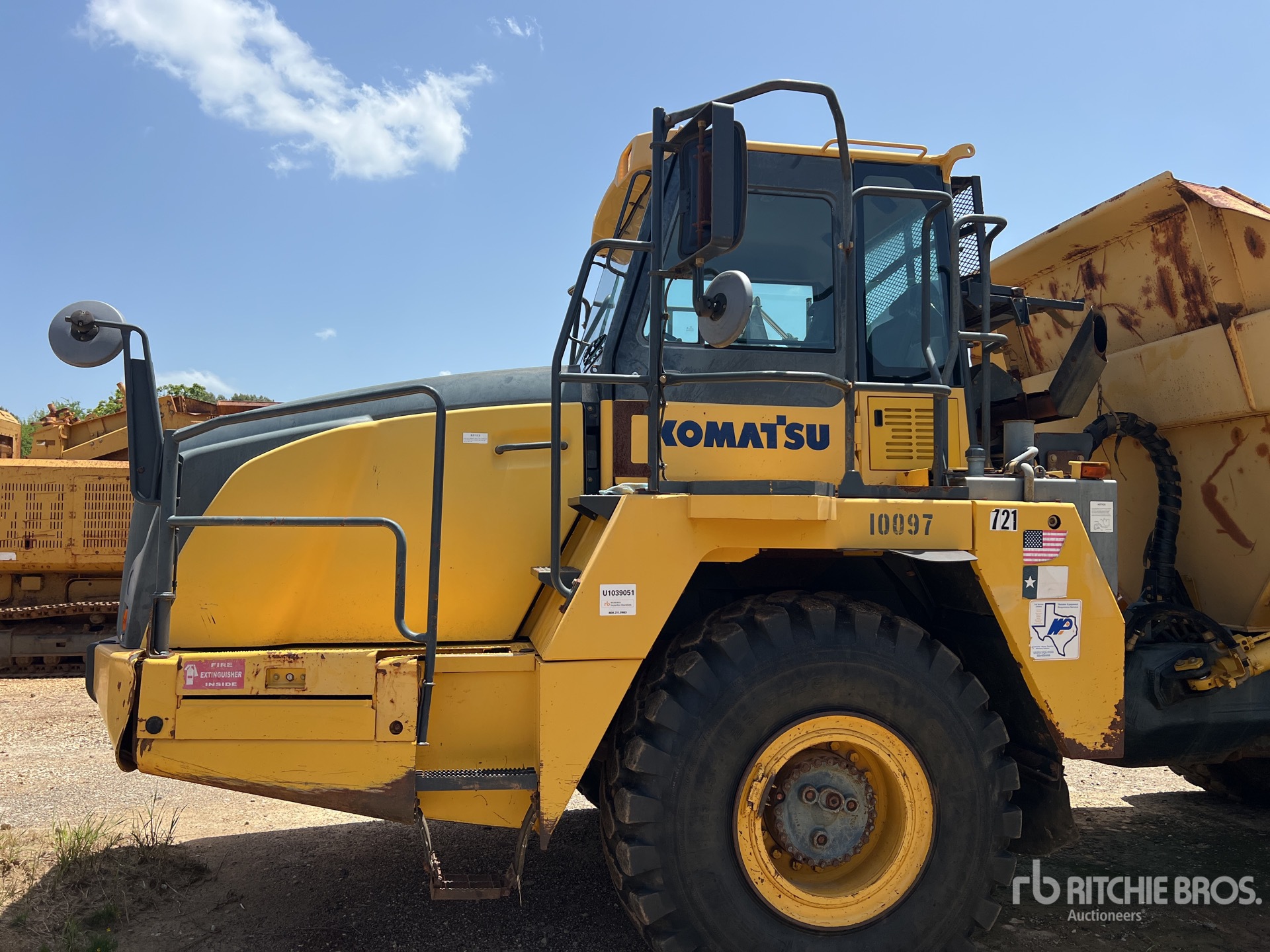 2015 Komatsu HM300-5