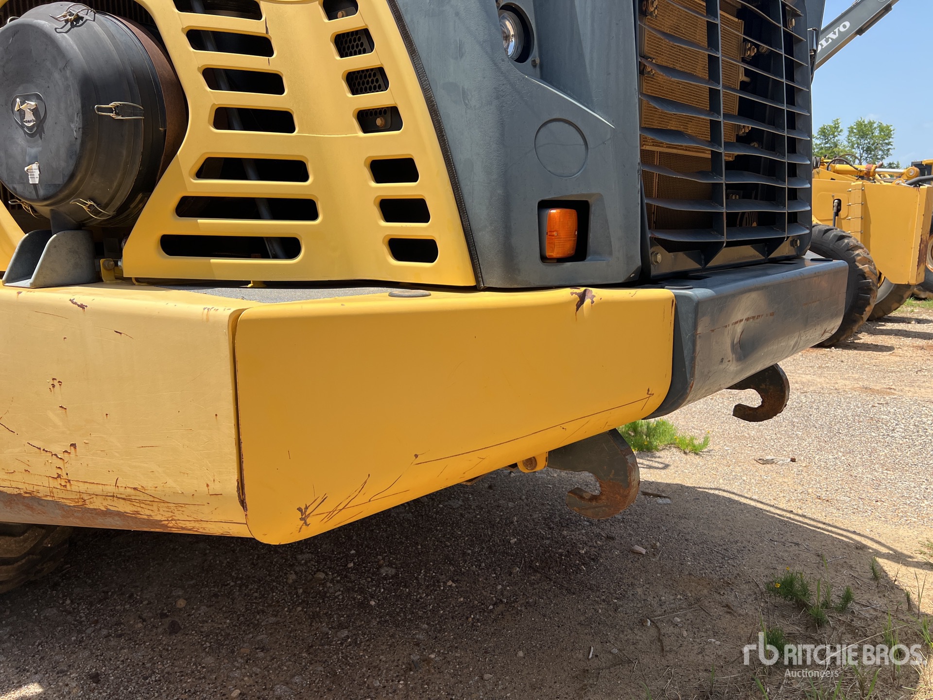 2015 Komatsu HM300-5