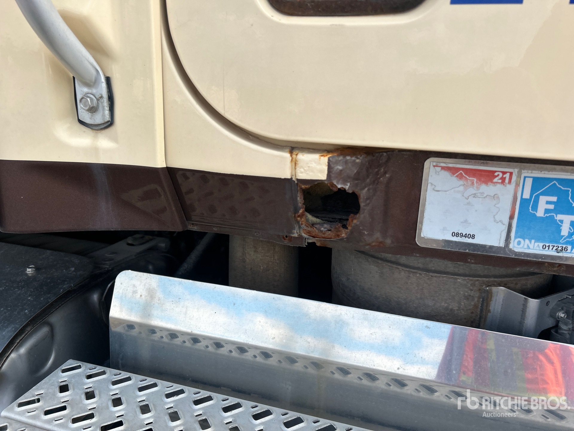 2015 Mack CXU613