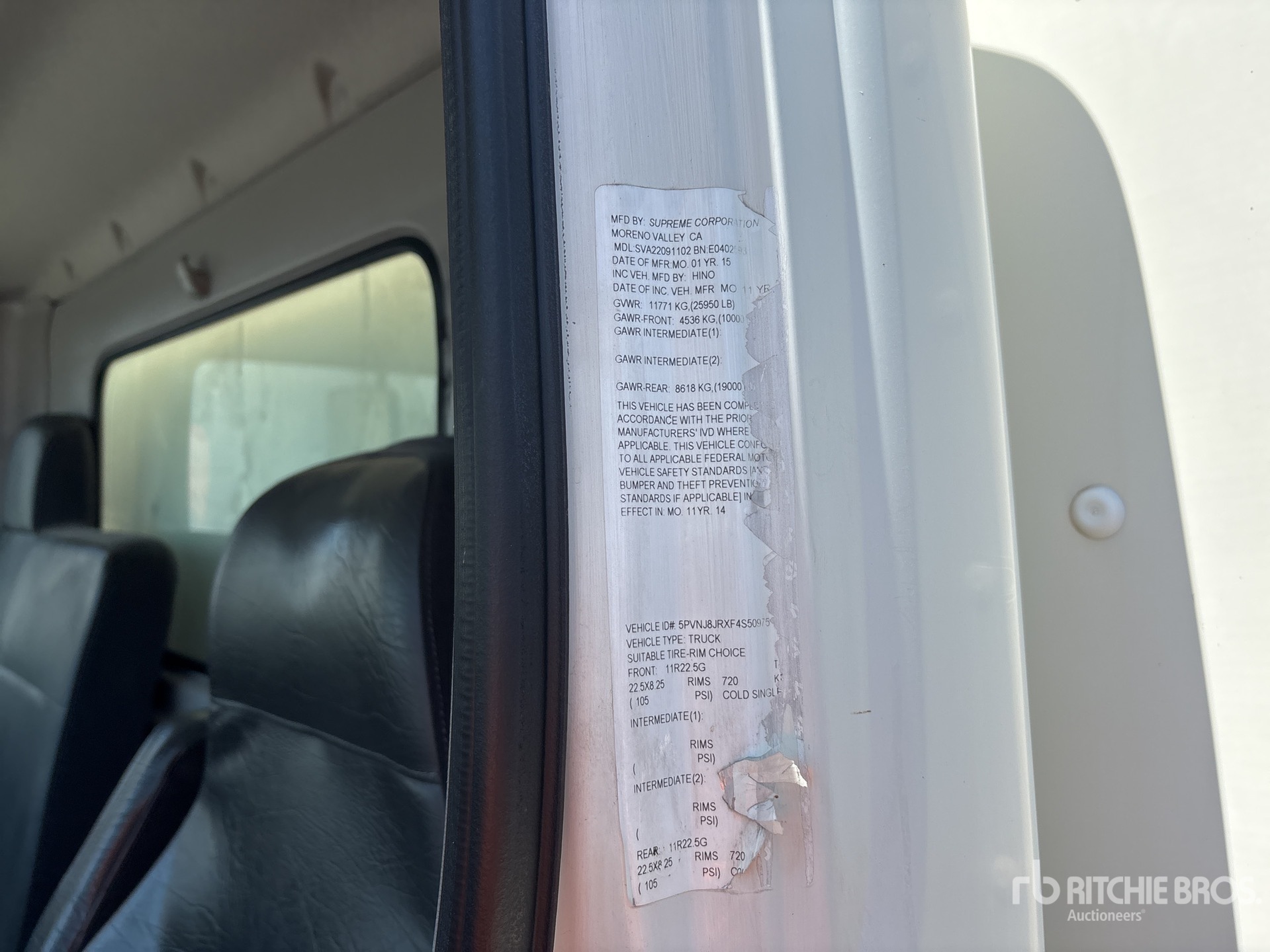 2015 Hino 268