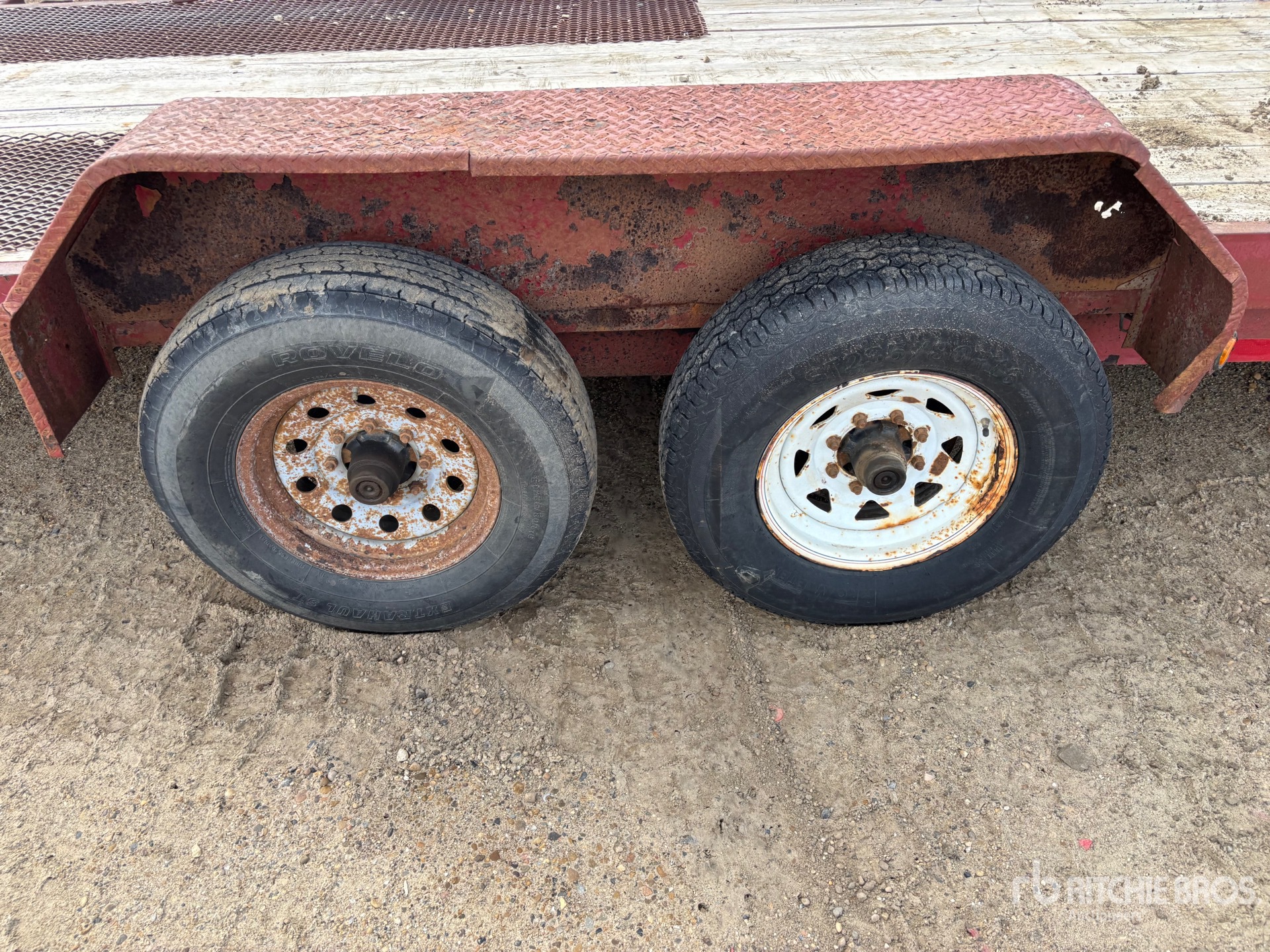 2015 Load Trail 18 ft T/A