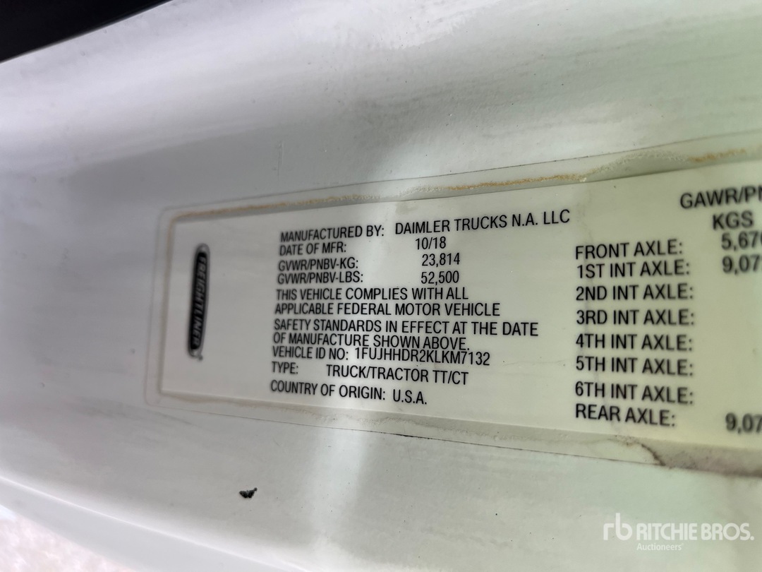 2019 Freightliner CASCADIA 126