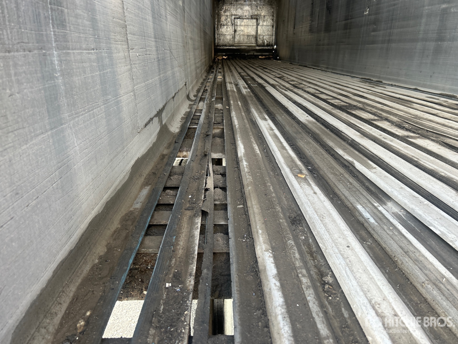 2012 Titan 53 FT 7/AXLE ALUMINUM
