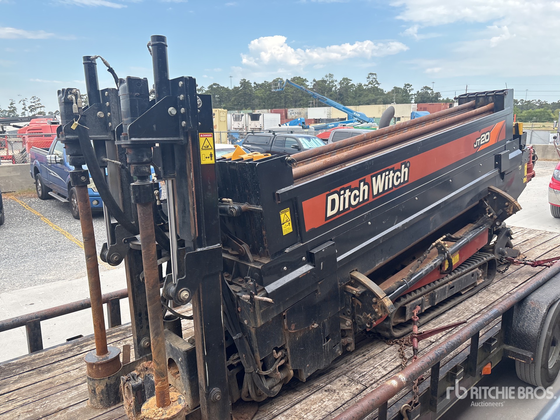 2018 Ditch Witch JT20