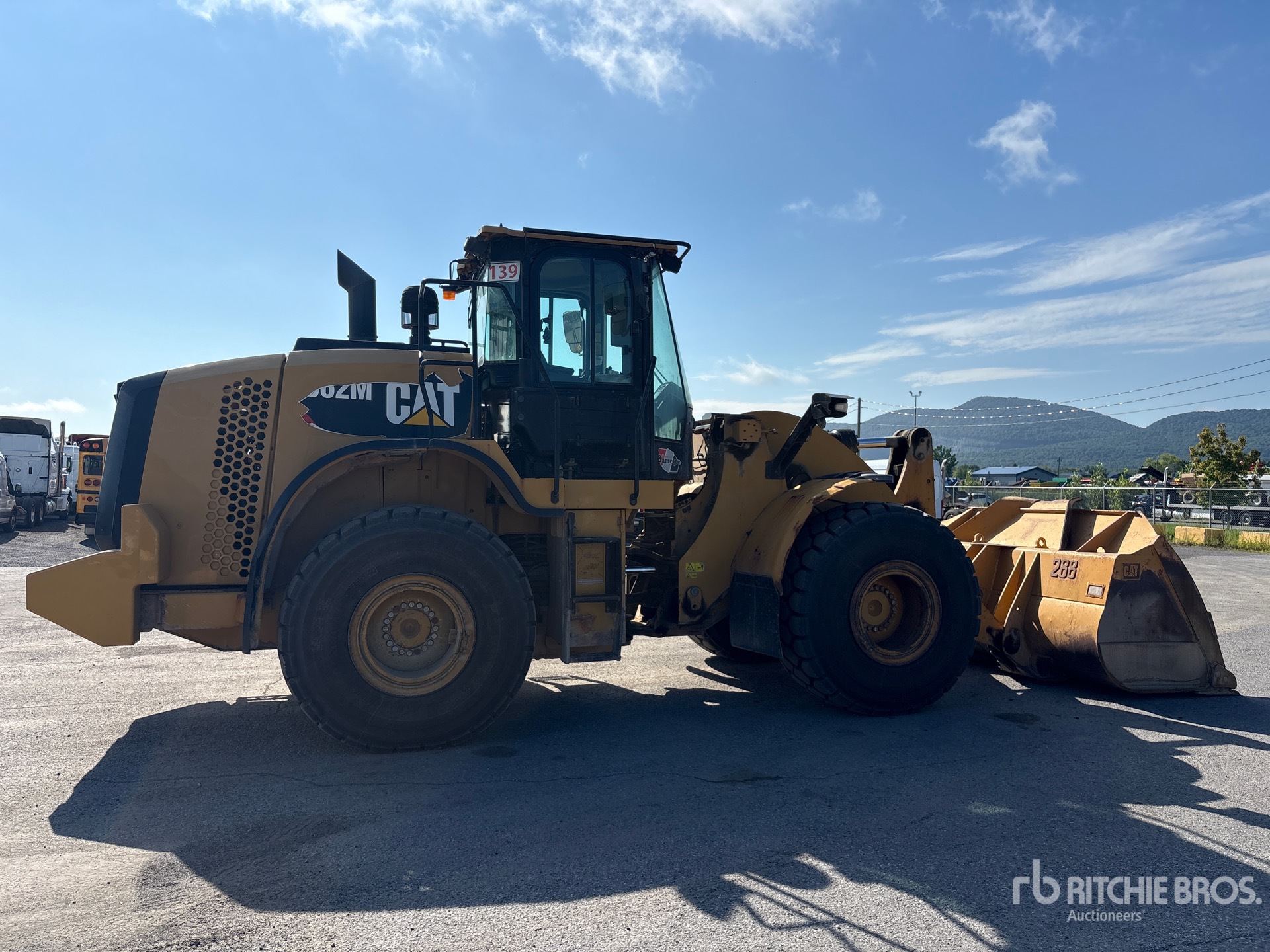 2015 Caterpillar 962M