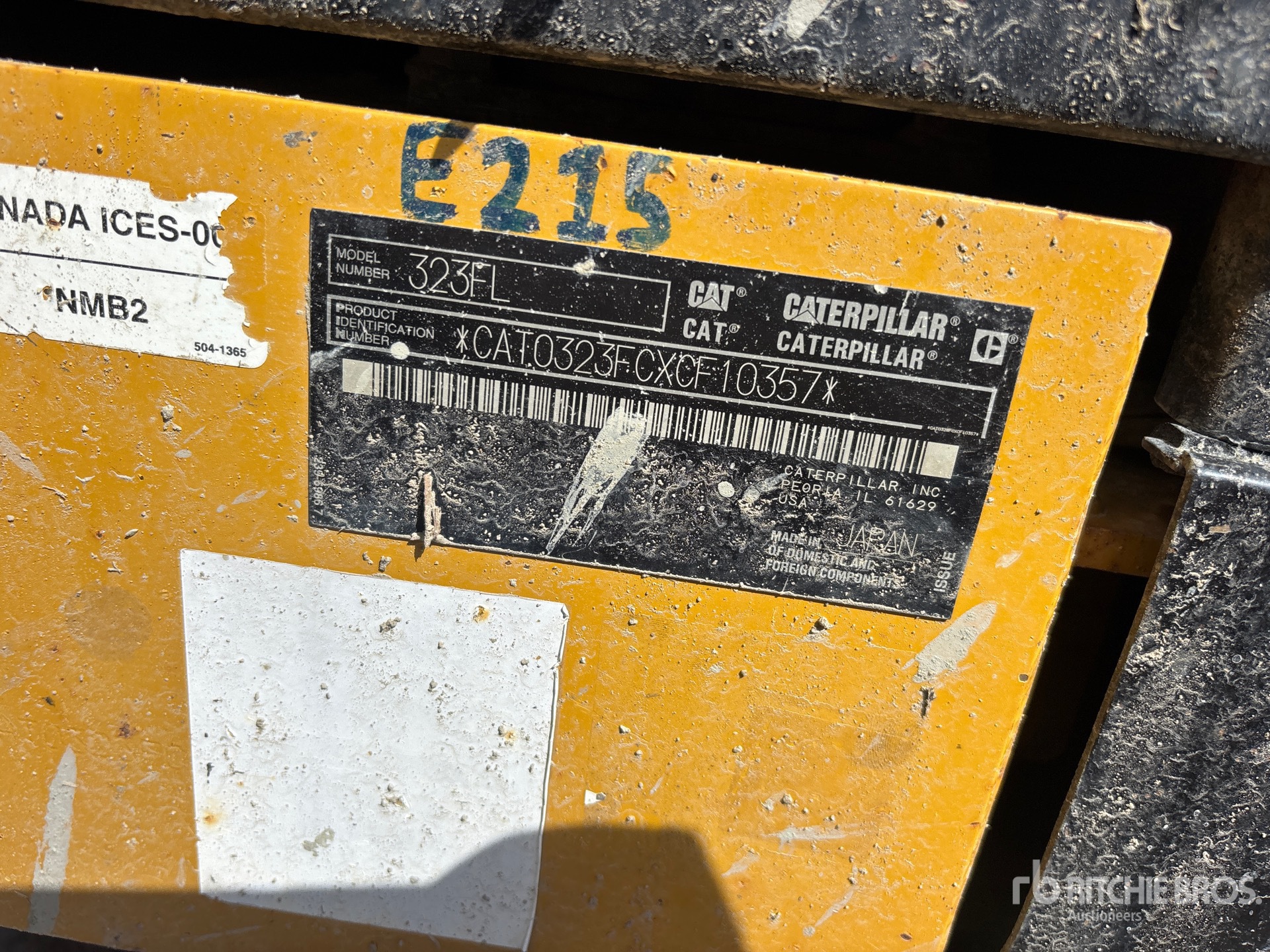 2017 Caterpillar 323F L