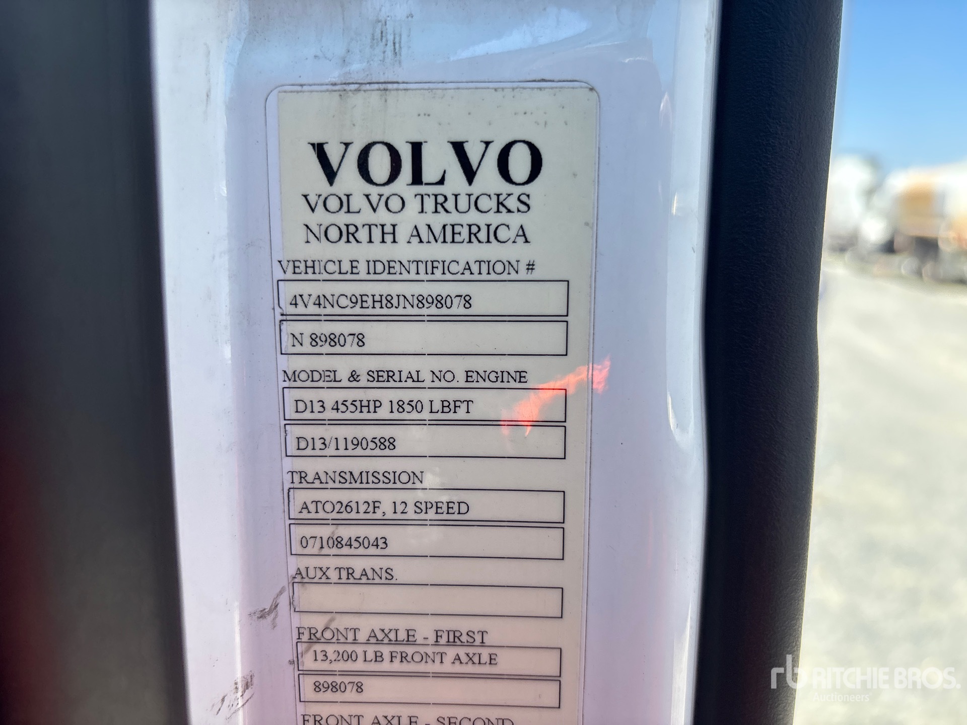 2018 Volvo VNL860