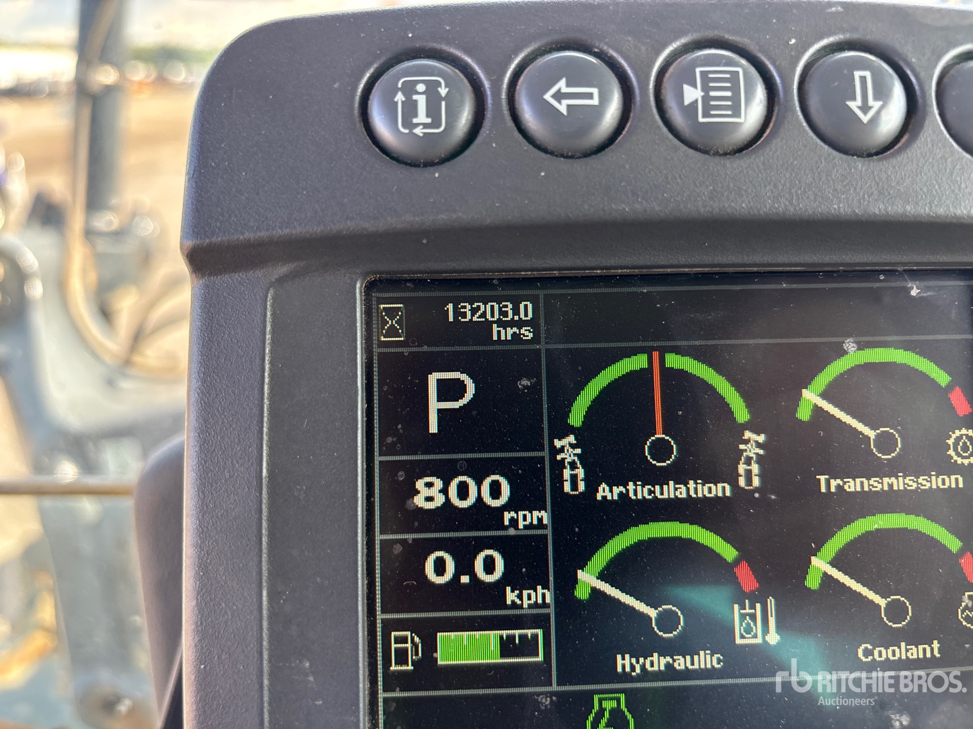 2011 John Deere 870GP