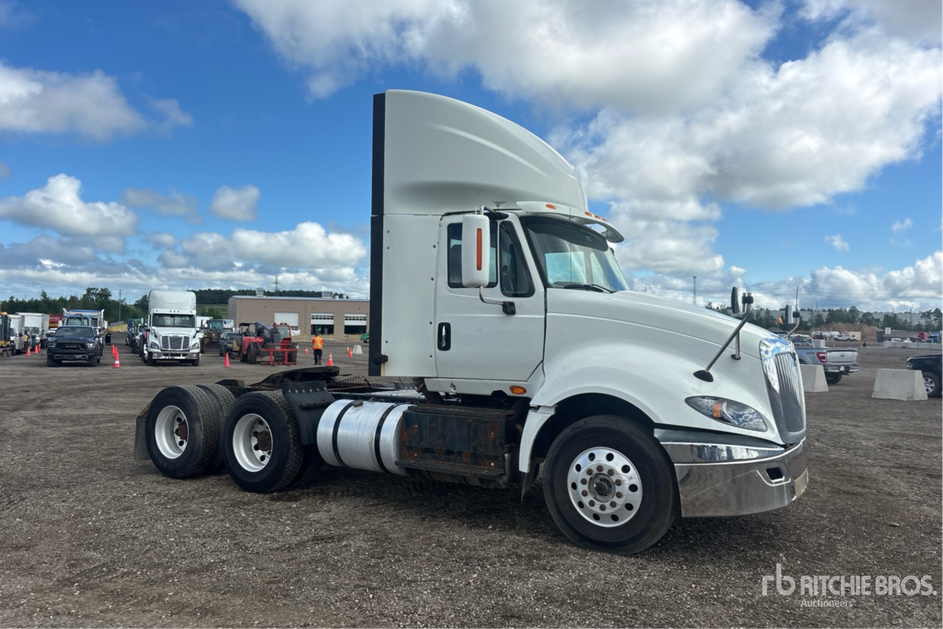 2016 International PROSTAR