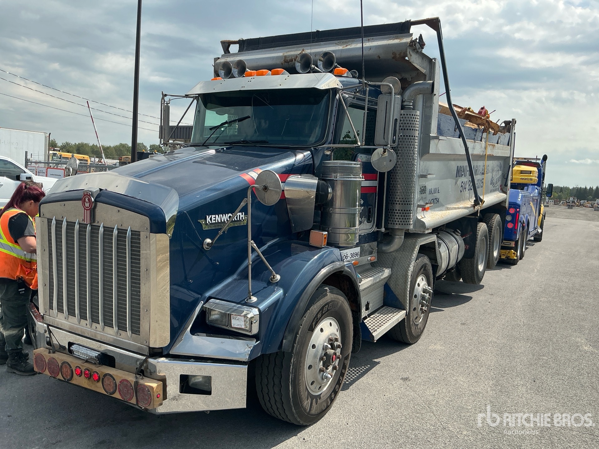 2005 Kenworth T800