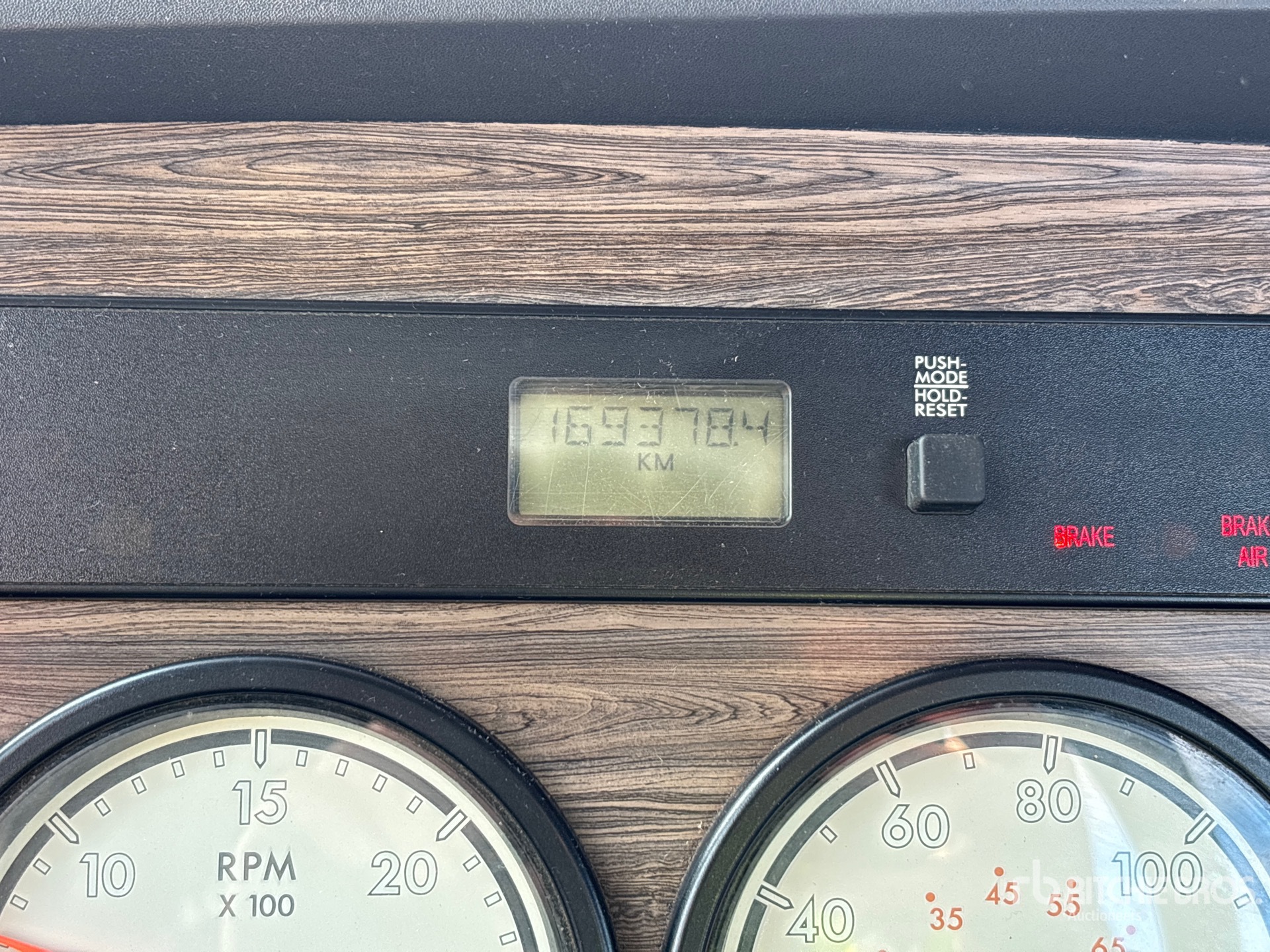 2012 Freightliner CORONADO 122