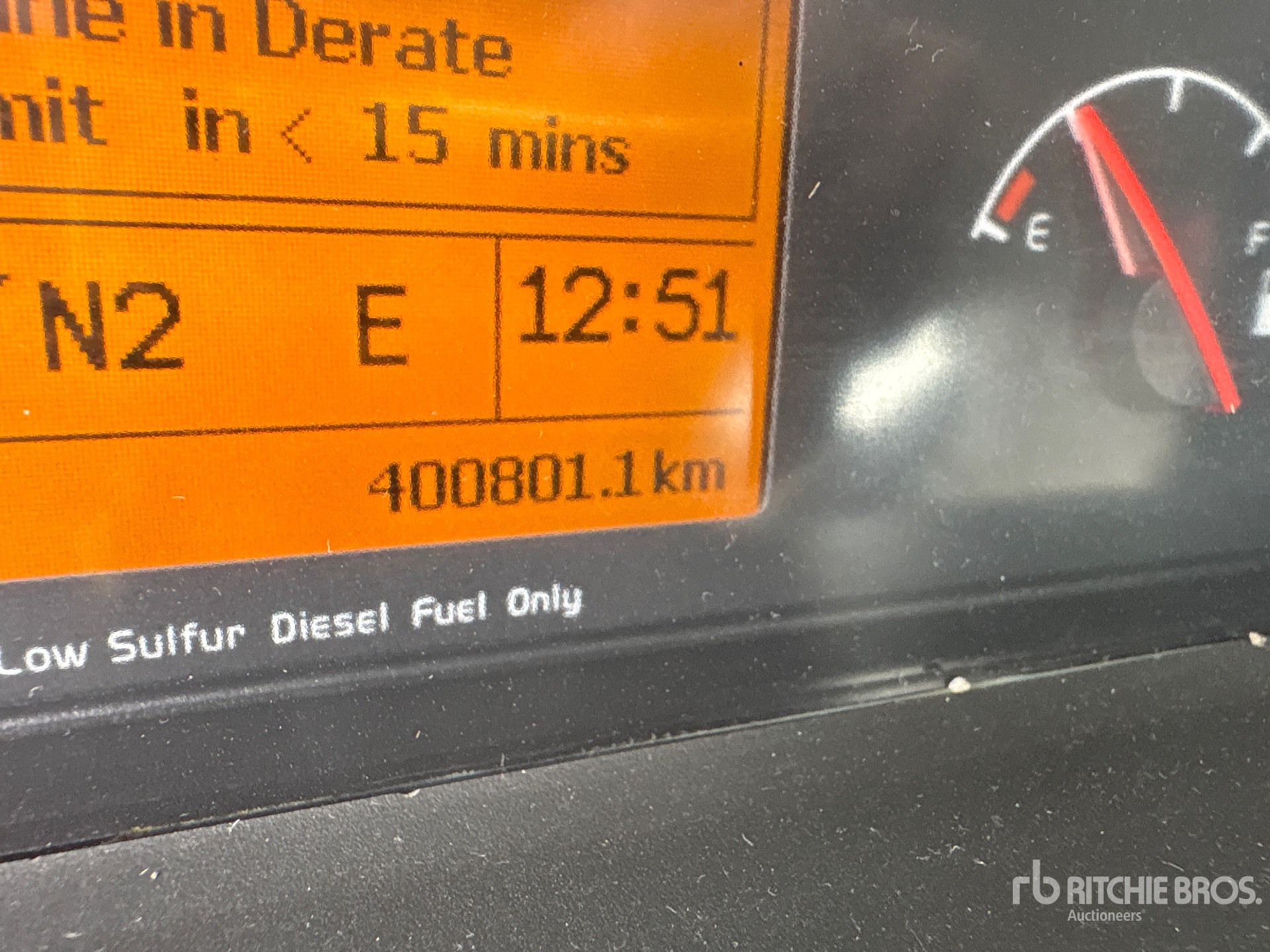 2012 Volvo VNM