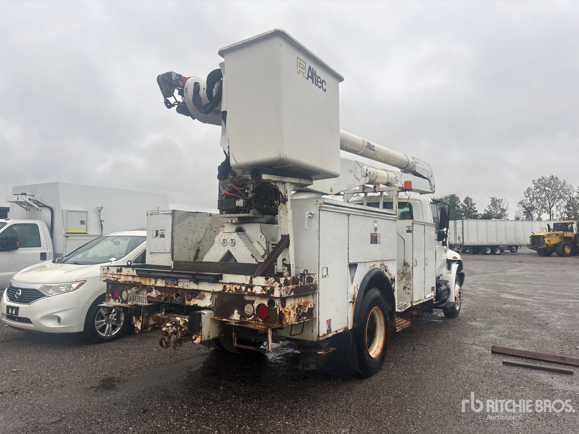 2008 International 4300 SBA