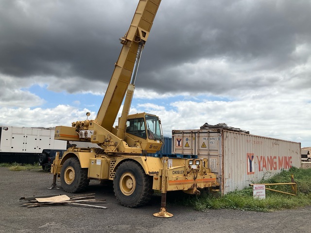 Grove RT635C 35 ton 4x4x4 Rough Terrain Crane (Inoperable) Grove RT635C 35 ton 4x4x4 Rough Terrain Crane (Inoperable)