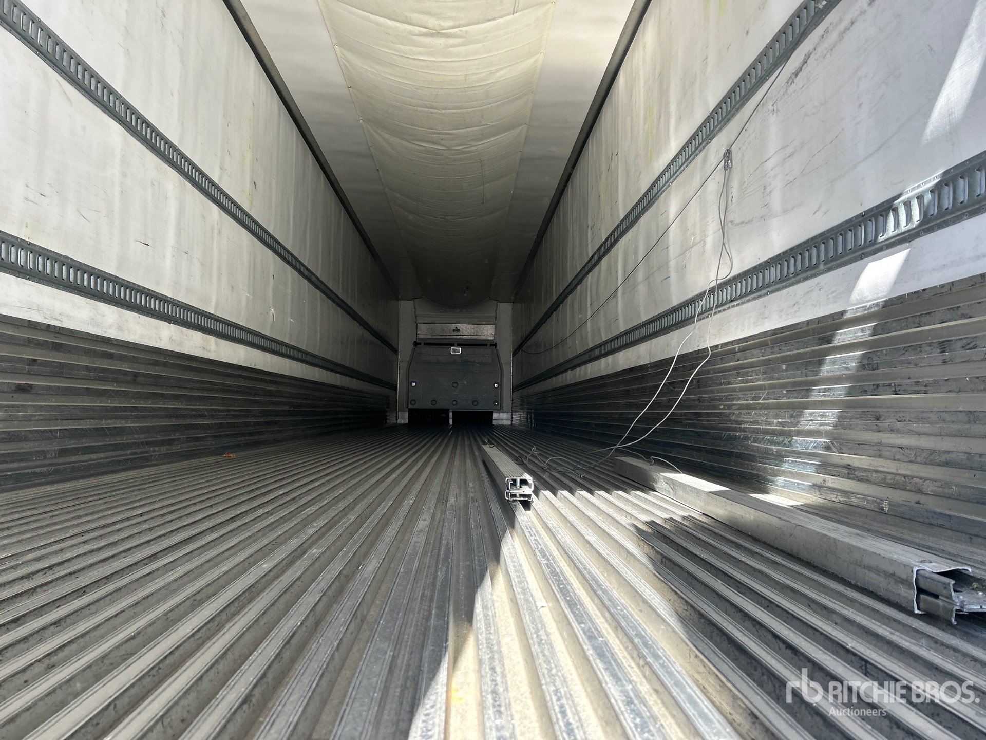 2020 Utility 53 FT X 102 IN T/A