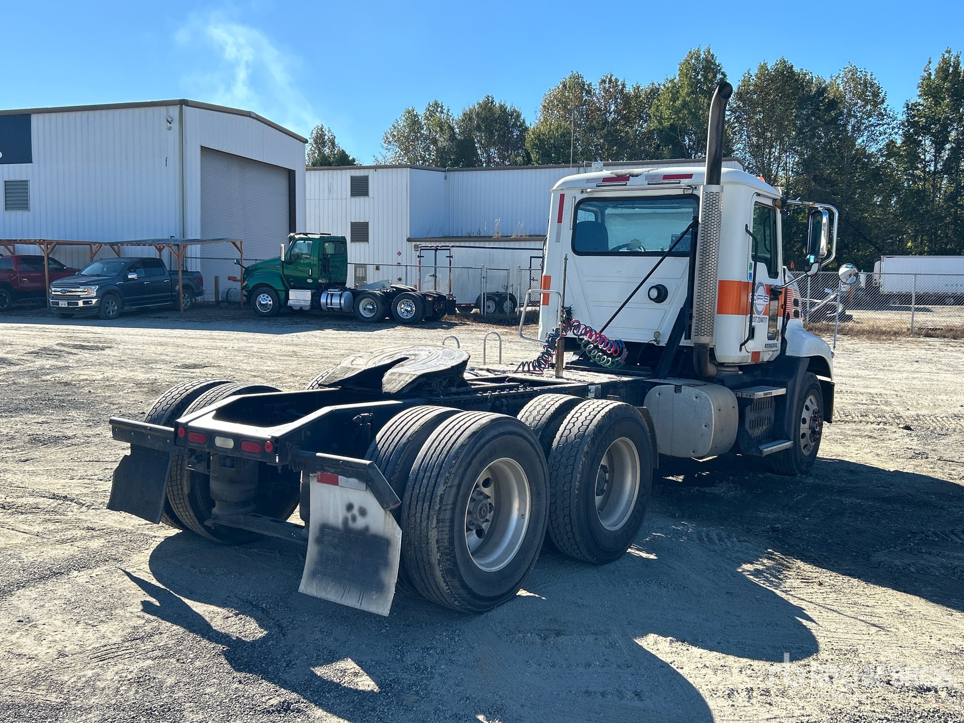 2017 Mack CXU613
